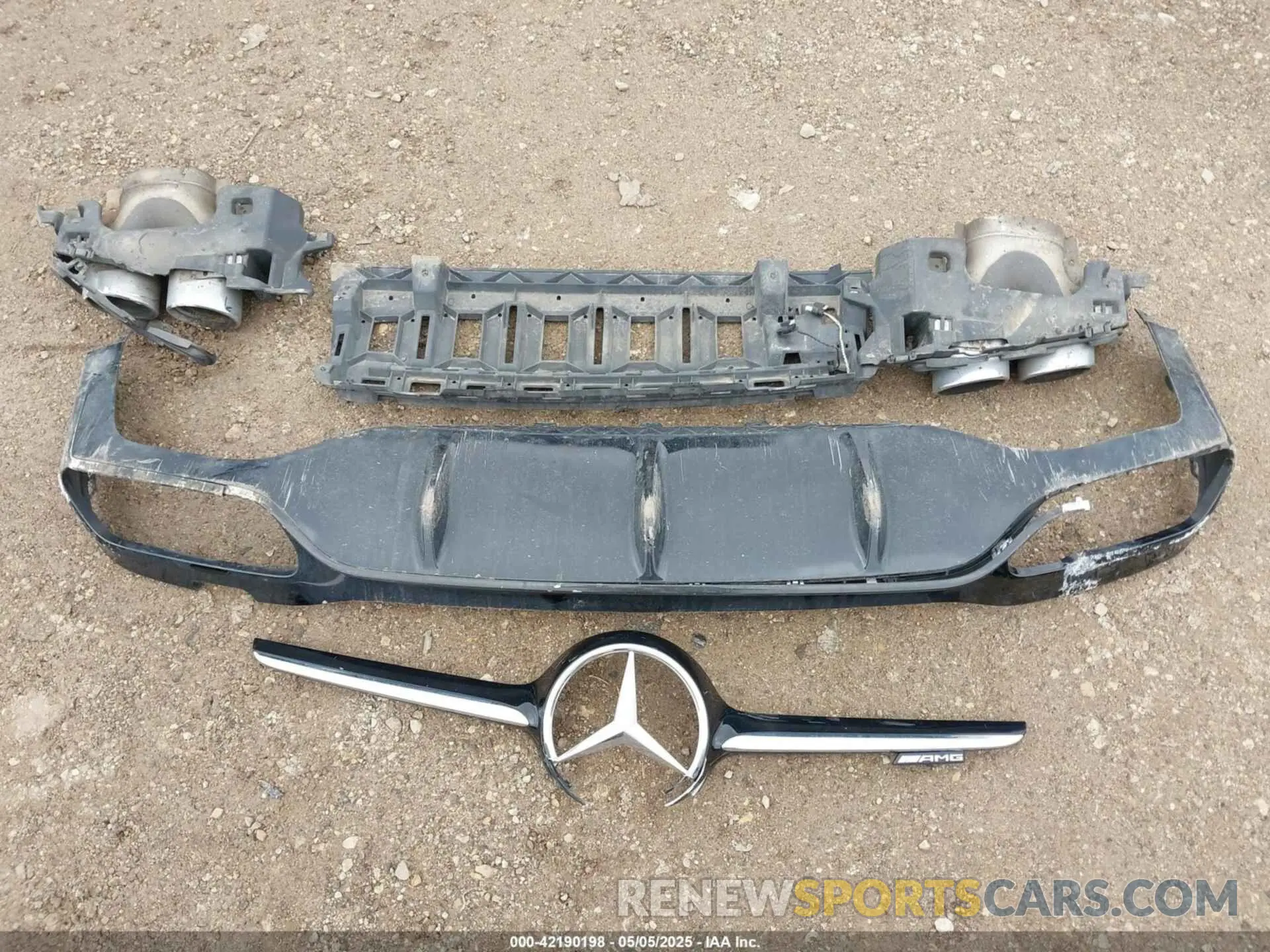 11 Photograph of a damaged car W1KZF6BB3LA763416 MERCEDES-BENZ AMG E 53 2020