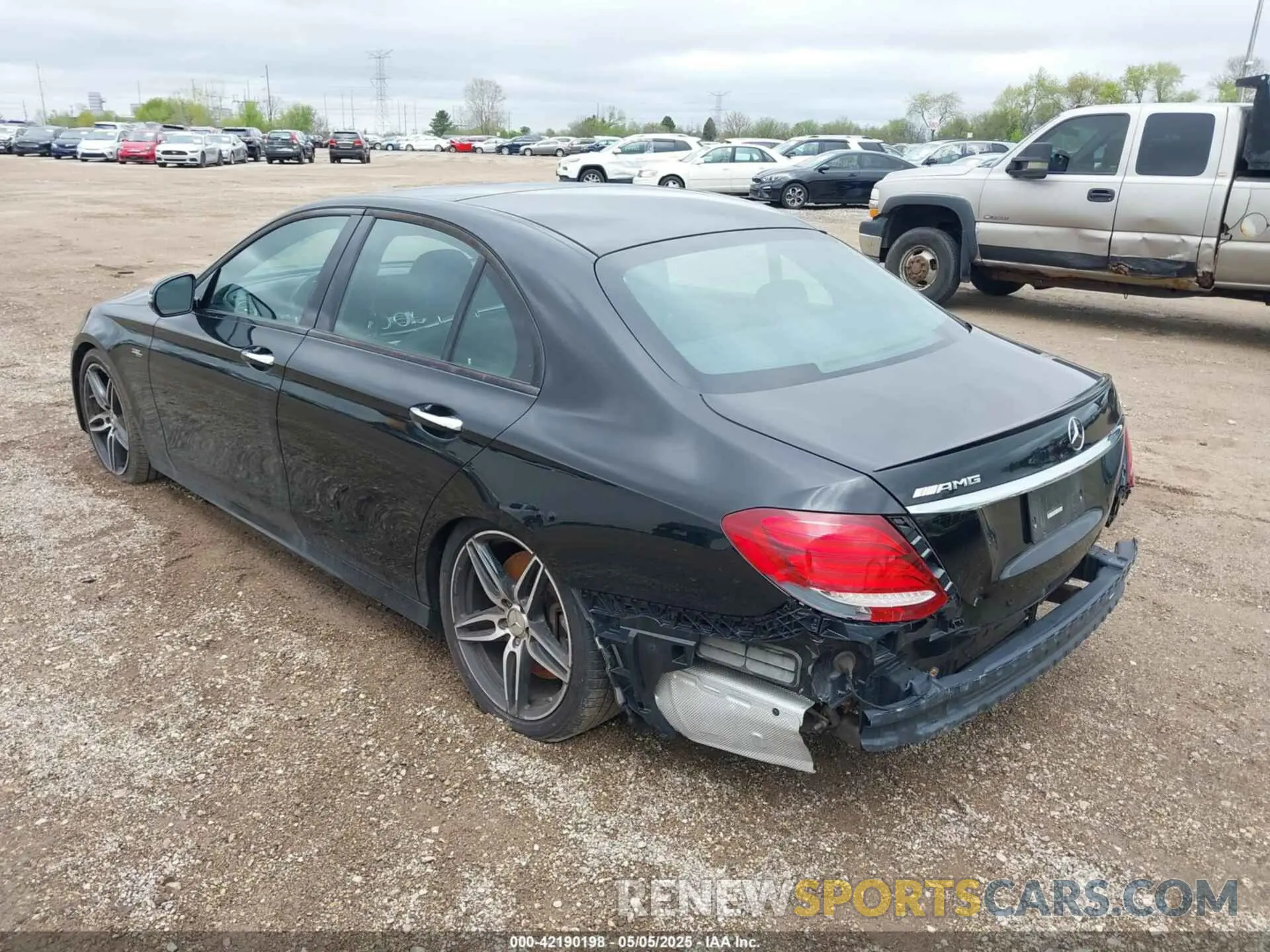 3 Photograph of a damaged car W1KZF6BB3LA763416 MERCEDES-BENZ AMG E 53 2020