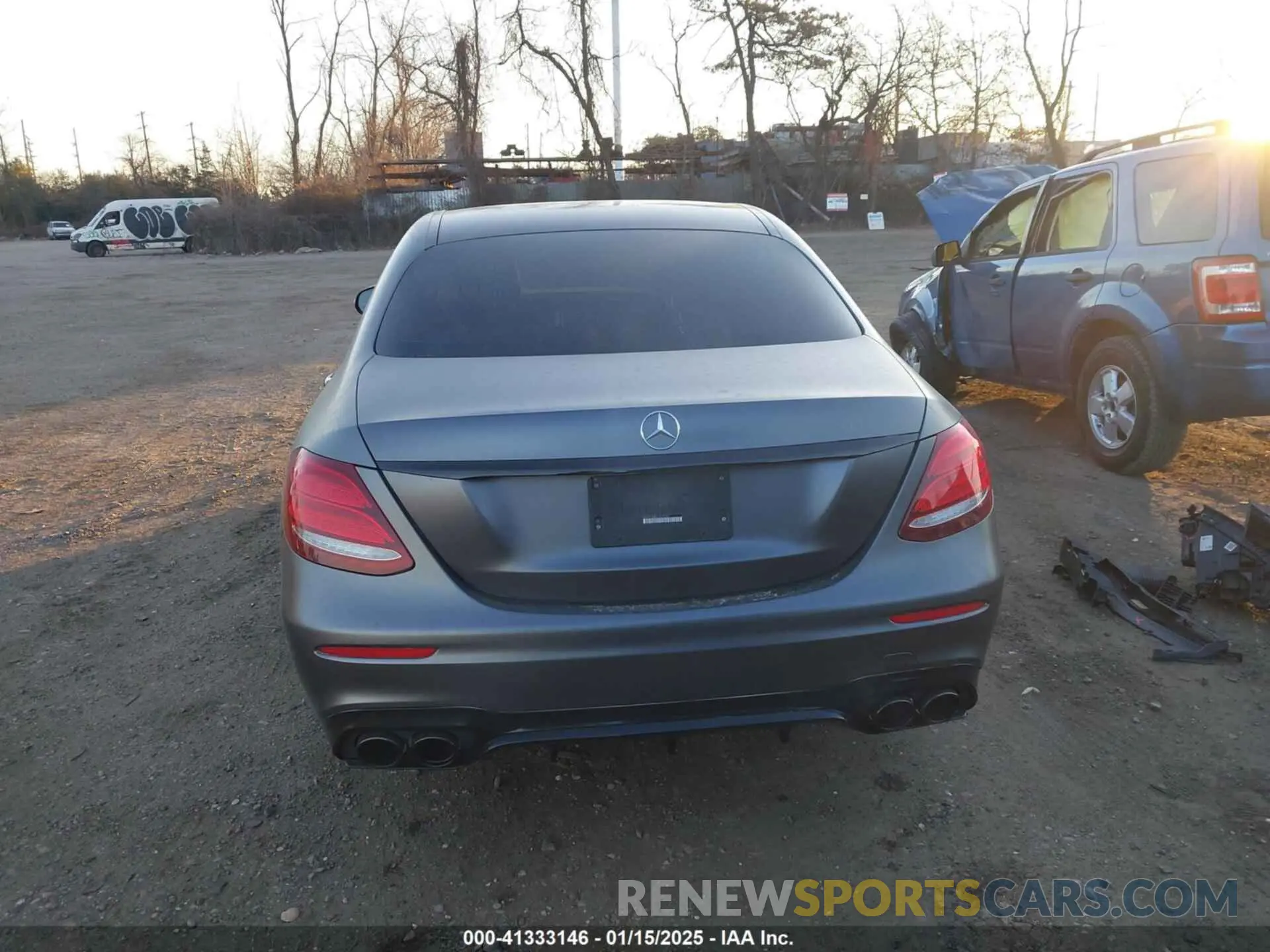 17 Photograph of a damaged car WDDZF6BBXLA708252 MERCEDES-BENZ AMG E 53 2020