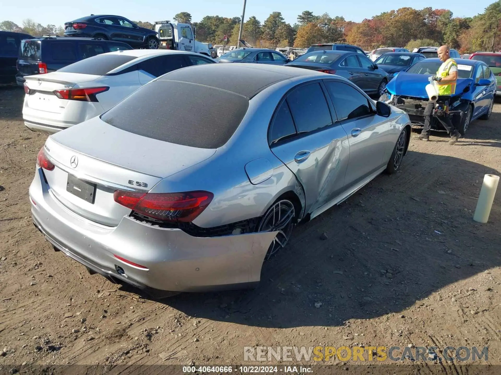 4 Photograph of a damaged car W1KZF6BB6MA953017 MERCEDES-BENZ AMG E 53 2021