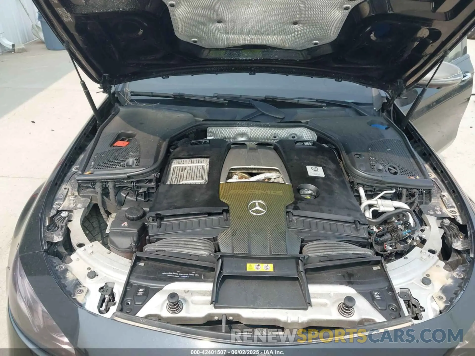 10 Photograph of a damaged car WDDZF8KB0KA534959 MERCEDES-BENZ AMG E 63 2019