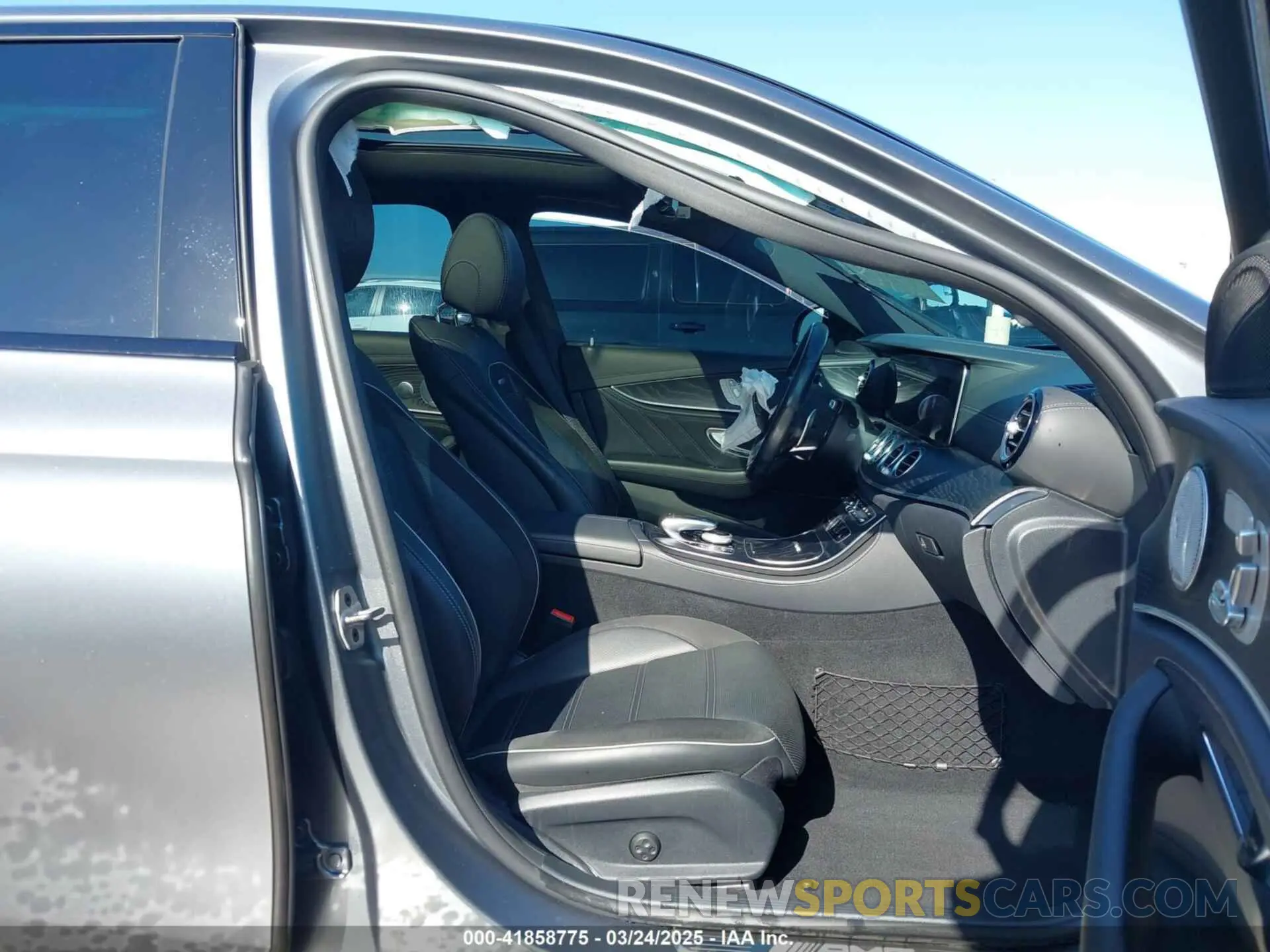5 Photograph of a damaged car WDDZF8KB0LA708711 MERCEDES-BENZ AMG E 63 2020