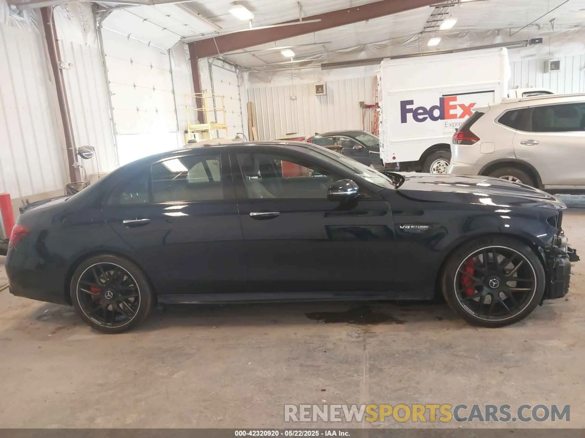 13 Photograph of a damaged car WDDZF8KB2LA739636 MERCEDES-BENZ AMG E 63 2020