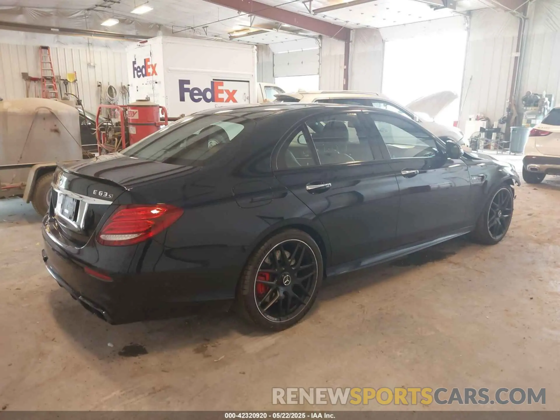4 Photograph of a damaged car WDDZF8KB2LA739636 MERCEDES-BENZ AMG E 63 2020