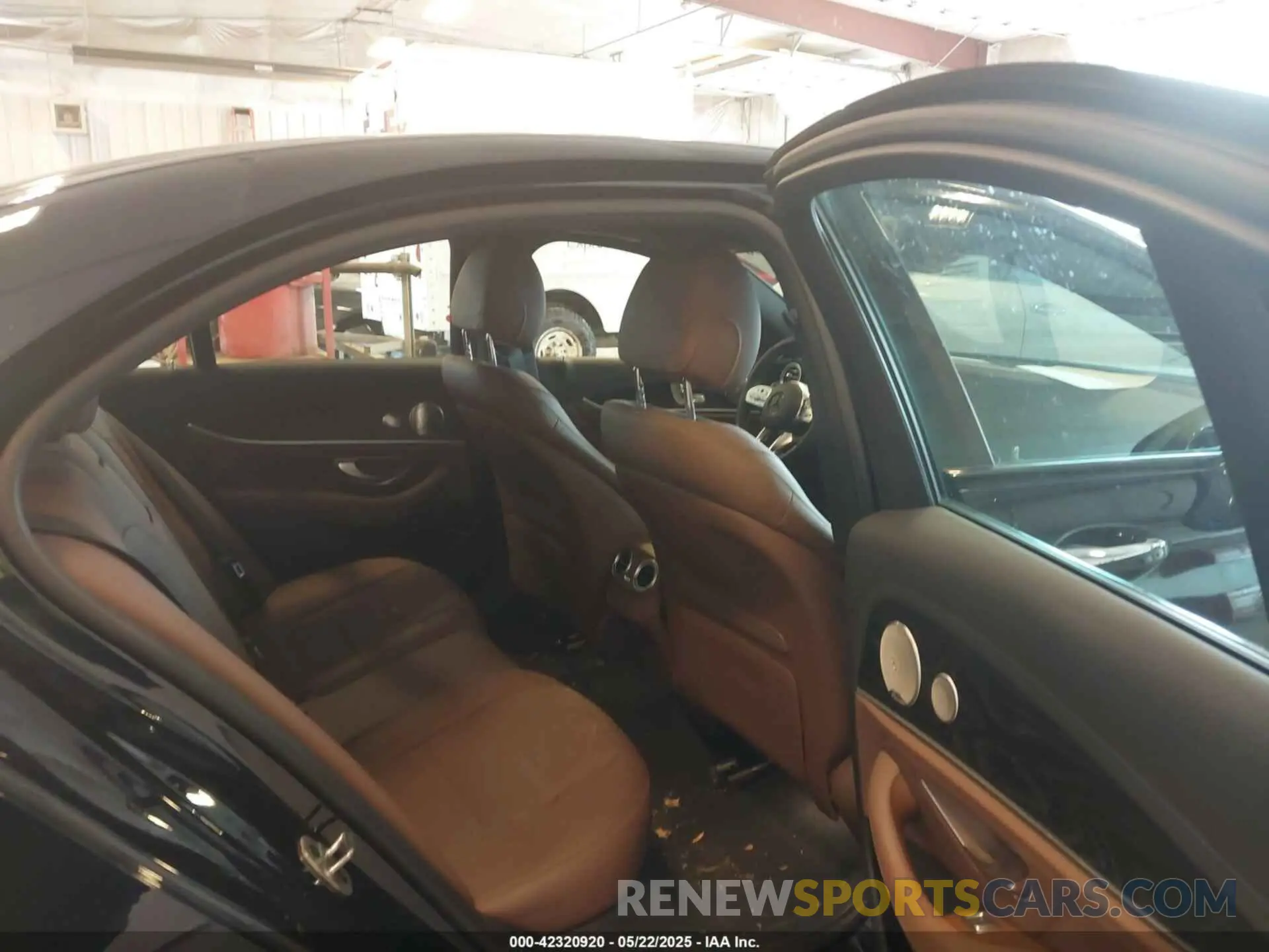 8 Photograph of a damaged car WDDZF8KB2LA739636 MERCEDES-BENZ AMG E 63 2020