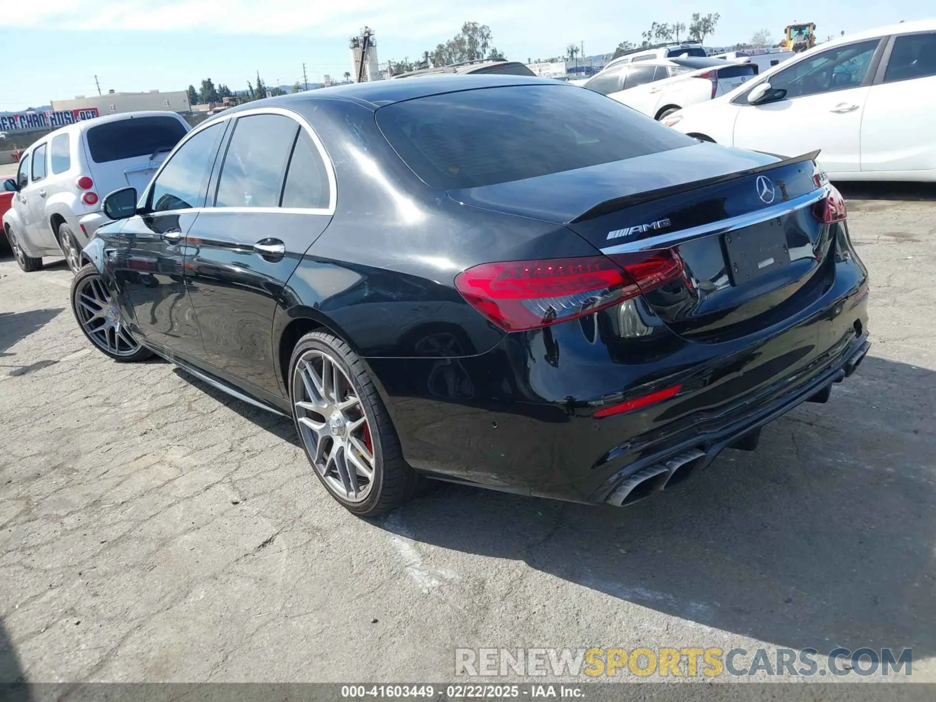 3 Photograph of a damaged car W1KZF8KB0MA993282 MERCEDES-BENZ AMG E 63 2021