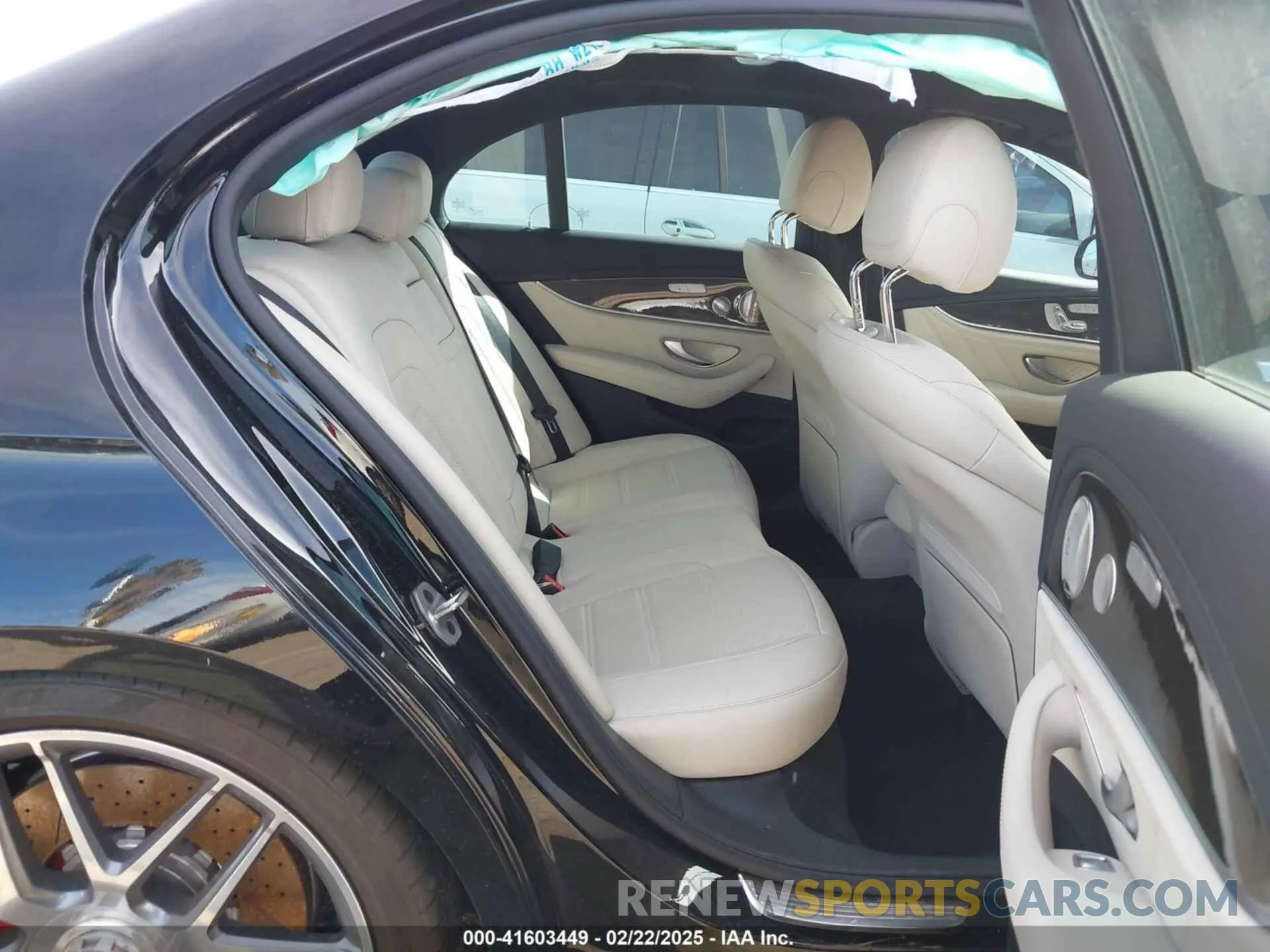 8 Photograph of a damaged car W1KZF8KB0MA993282 MERCEDES-BENZ AMG E 63 2021