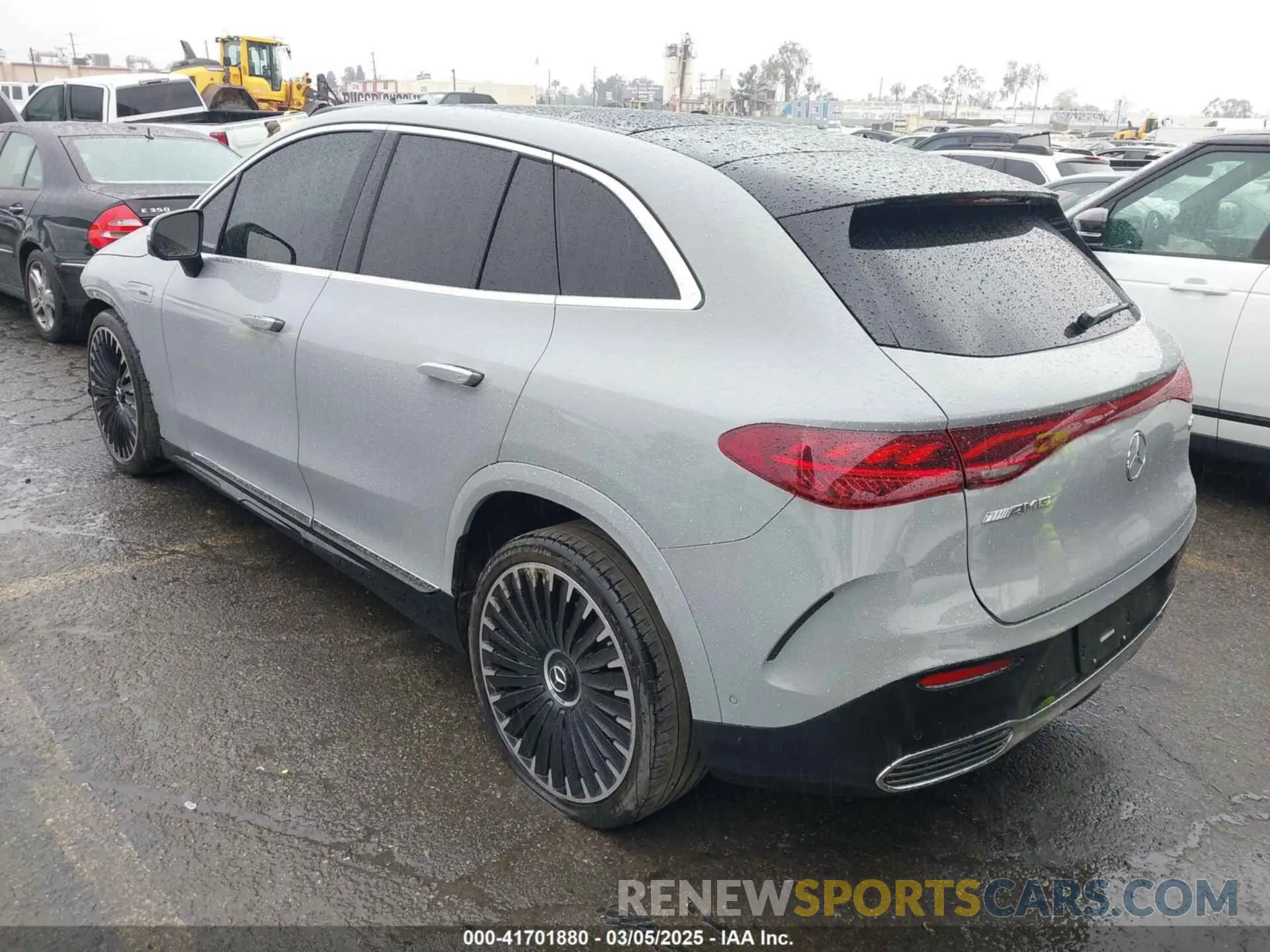 3 Photograph of a damaged car 4JGGM5DB6RA037424 MERCEDES-BENZ AMG EQE SUV 2024