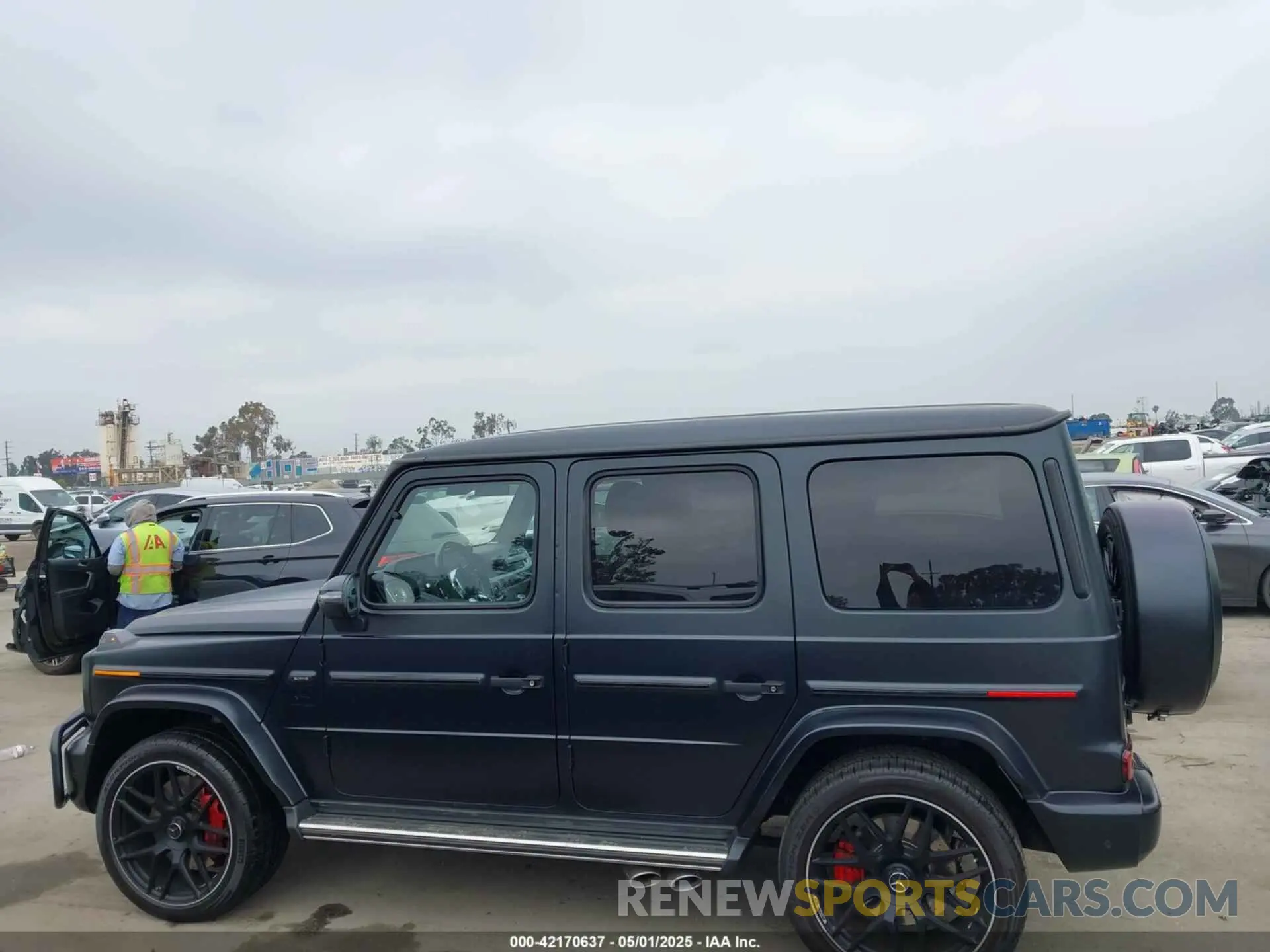 13 Photograph of a damaged car W1NYC7HJ2MX423006 MERCEDES-BENZ AMG G 63 2021