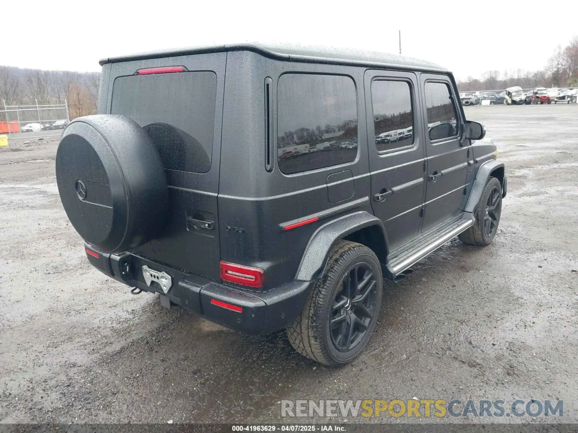 4 Photograph of a damaged car W1NYC7HJ6MX388535 MERCEDES-BENZ AMG G 63 2021