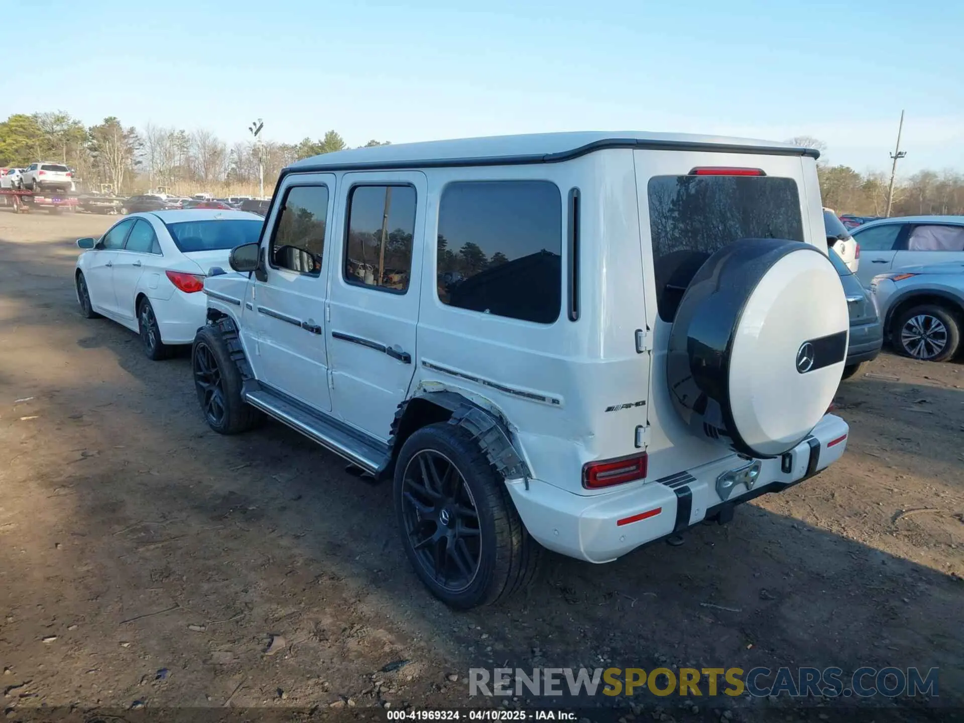 3 Photograph of a damaged car W1NYC7HJ0NX437049 MERCEDES-BENZ AMG G 63 2022