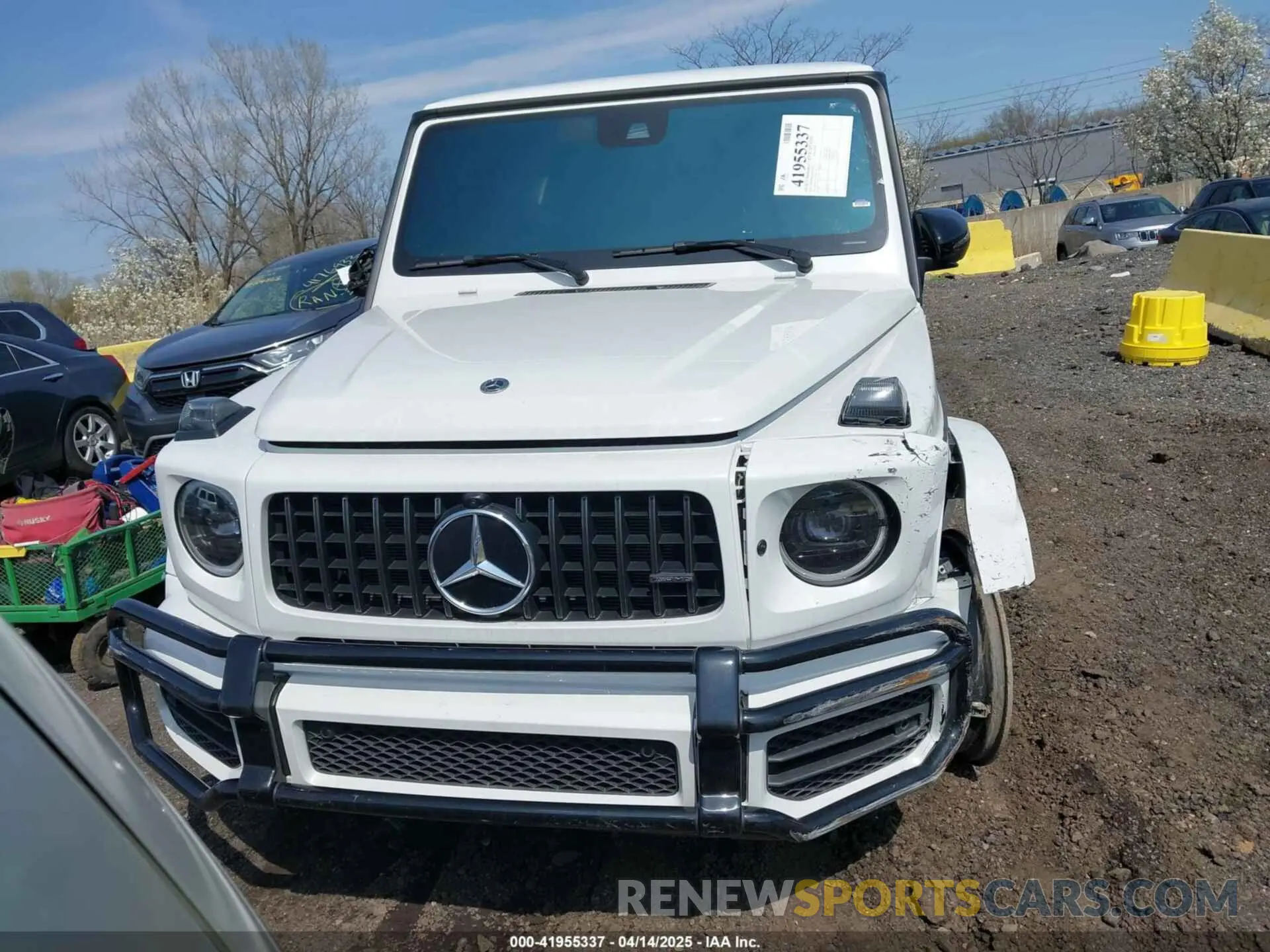 12 Photograph of a damaged car W1NYC7HJ3NX437109 MERCEDES-BENZ AMG G 63 2022