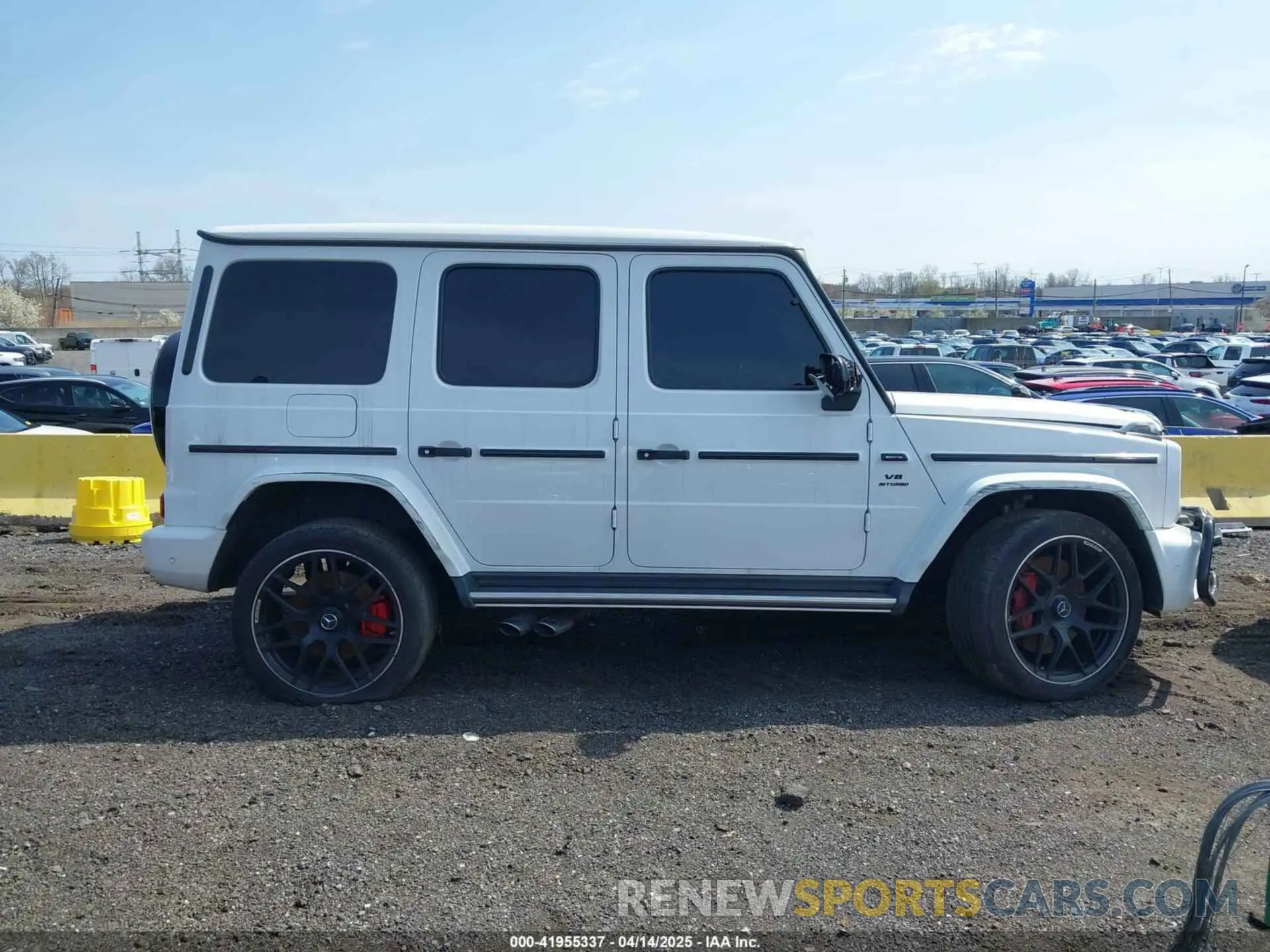 13 Photograph of a damaged car W1NYC7HJ3NX437109 MERCEDES-BENZ AMG G 63 2022