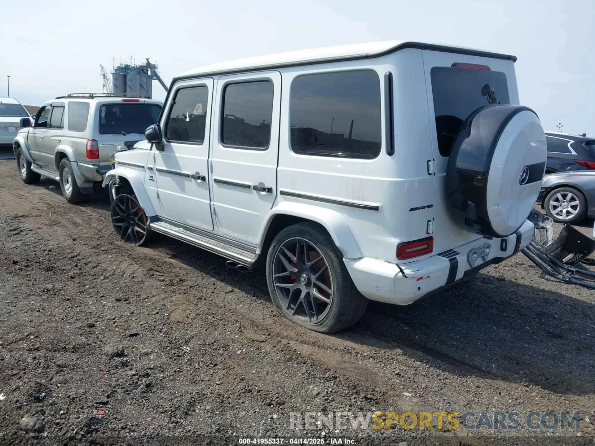 3 Photograph of a damaged car W1NYC7HJ3NX437109 MERCEDES-BENZ AMG G 63 2022