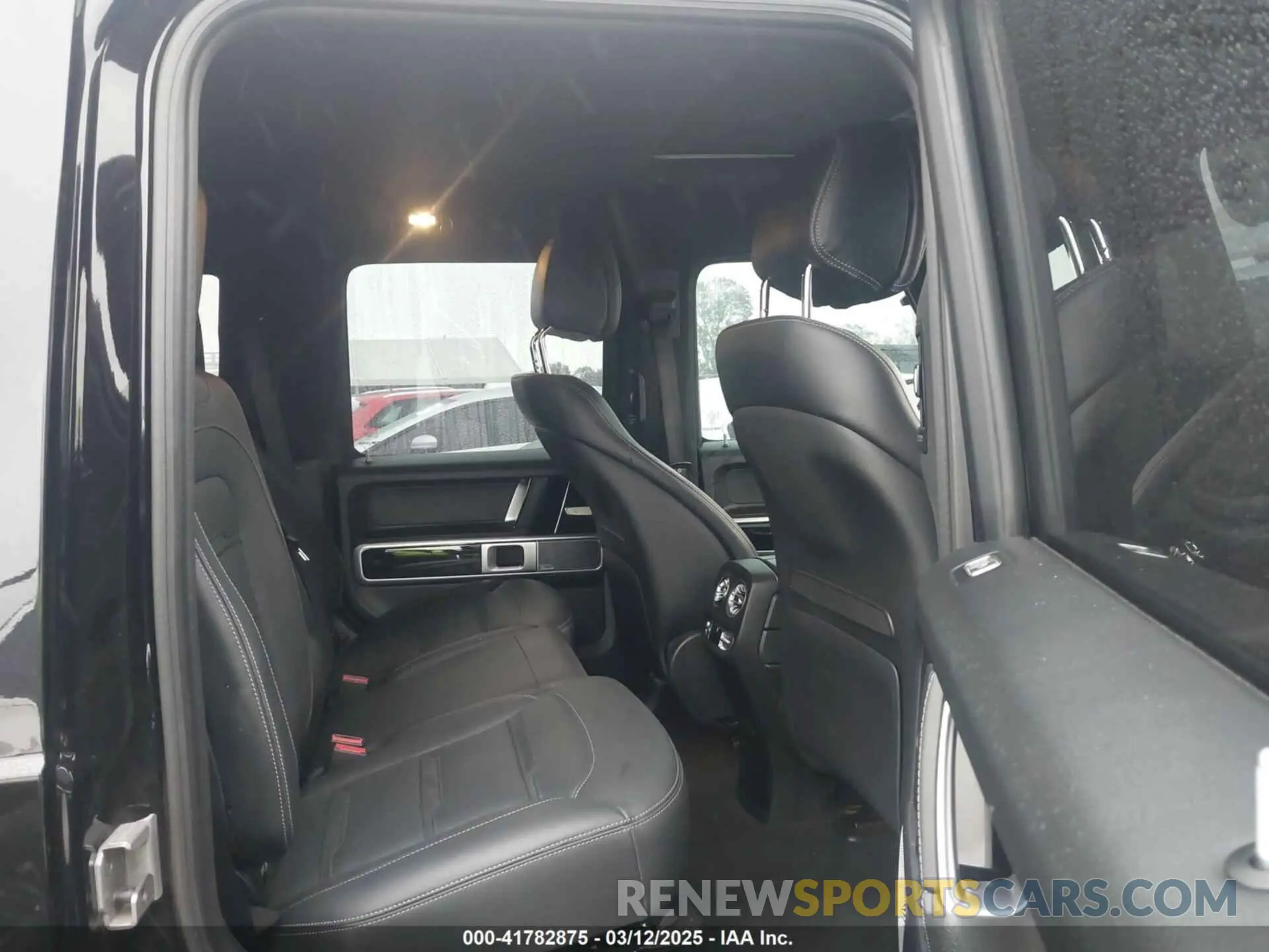 8 Photograph of a damaged car W1NYC7HJ3PX470873 MERCEDES-BENZ AMG G 63 2023