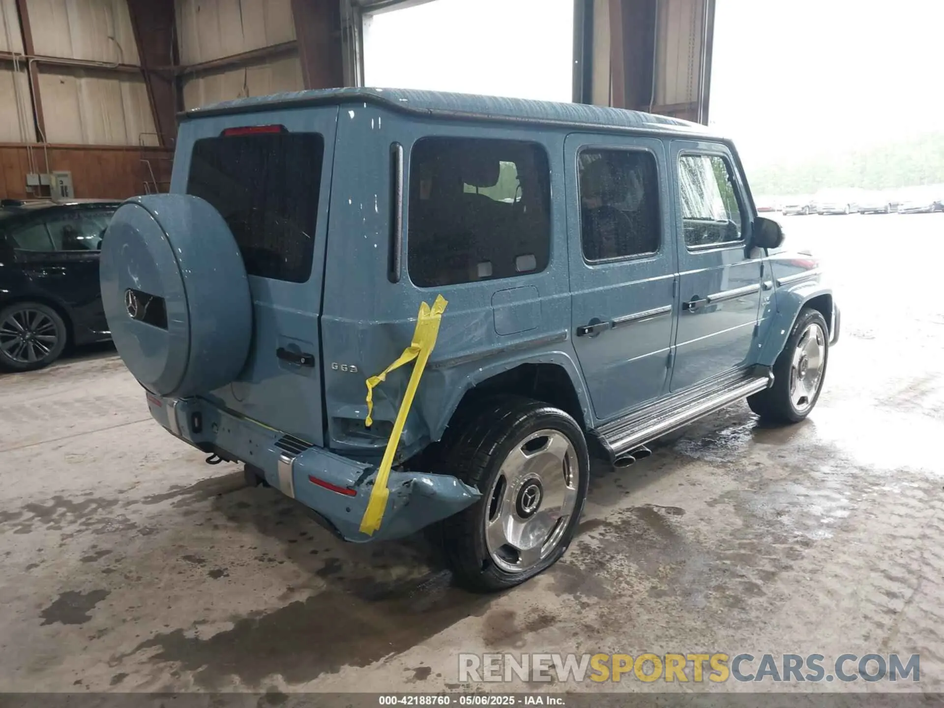 4 Photograph of a damaged car W1NYC7HJ4PX476908 MERCEDES-BENZ AMG G 63 2023