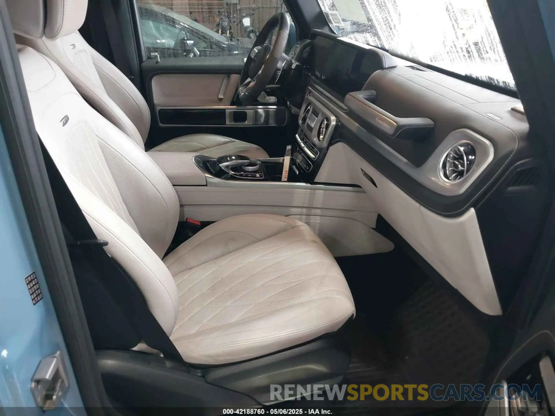 5 Photograph of a damaged car W1NYC7HJ4PX476908 MERCEDES-BENZ AMG G 63 2023
