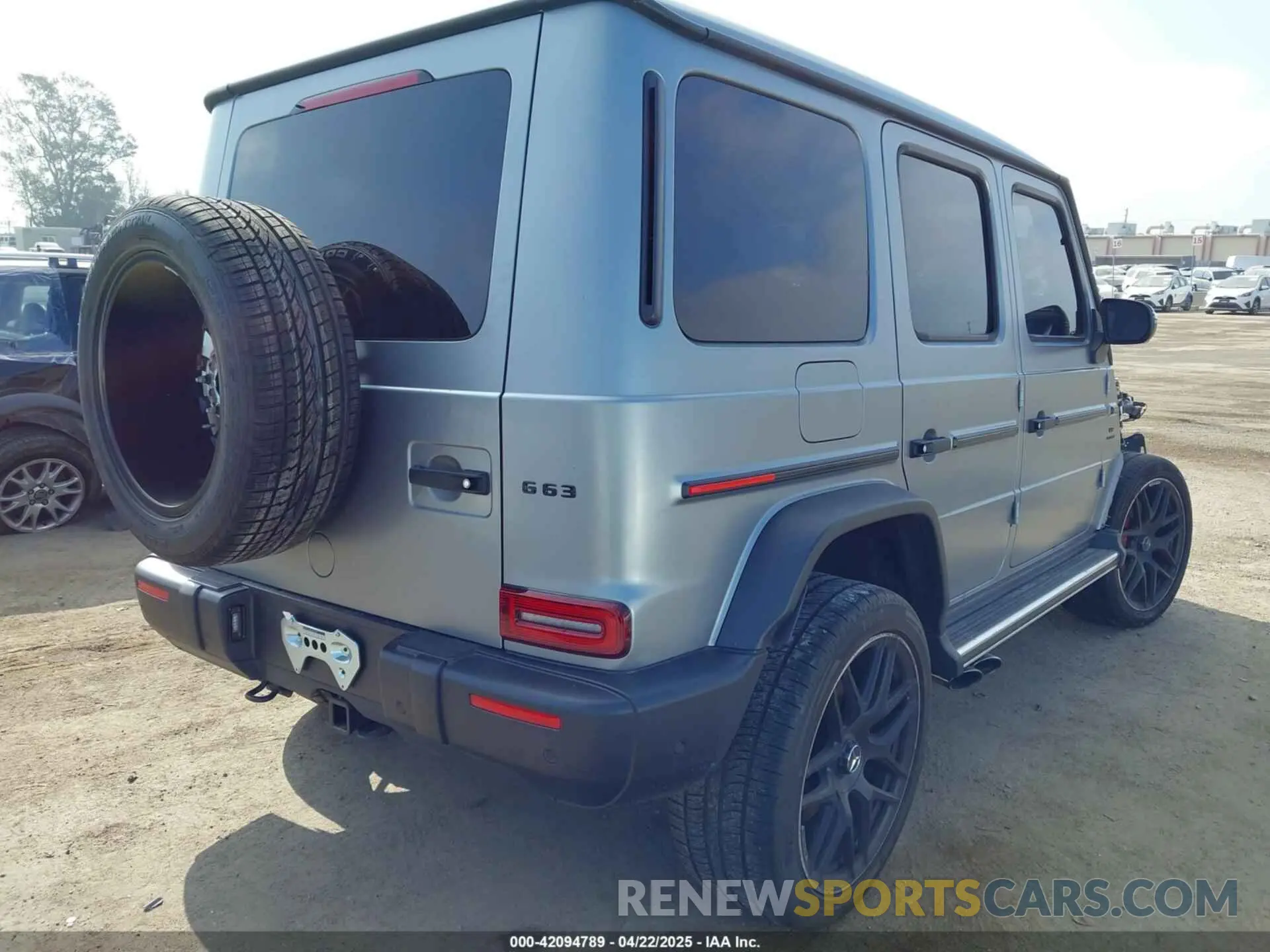 4 Photograph of a damaged car W1NYC7HJ6RX493793 MERCEDES-BENZ AMG G 63 2024