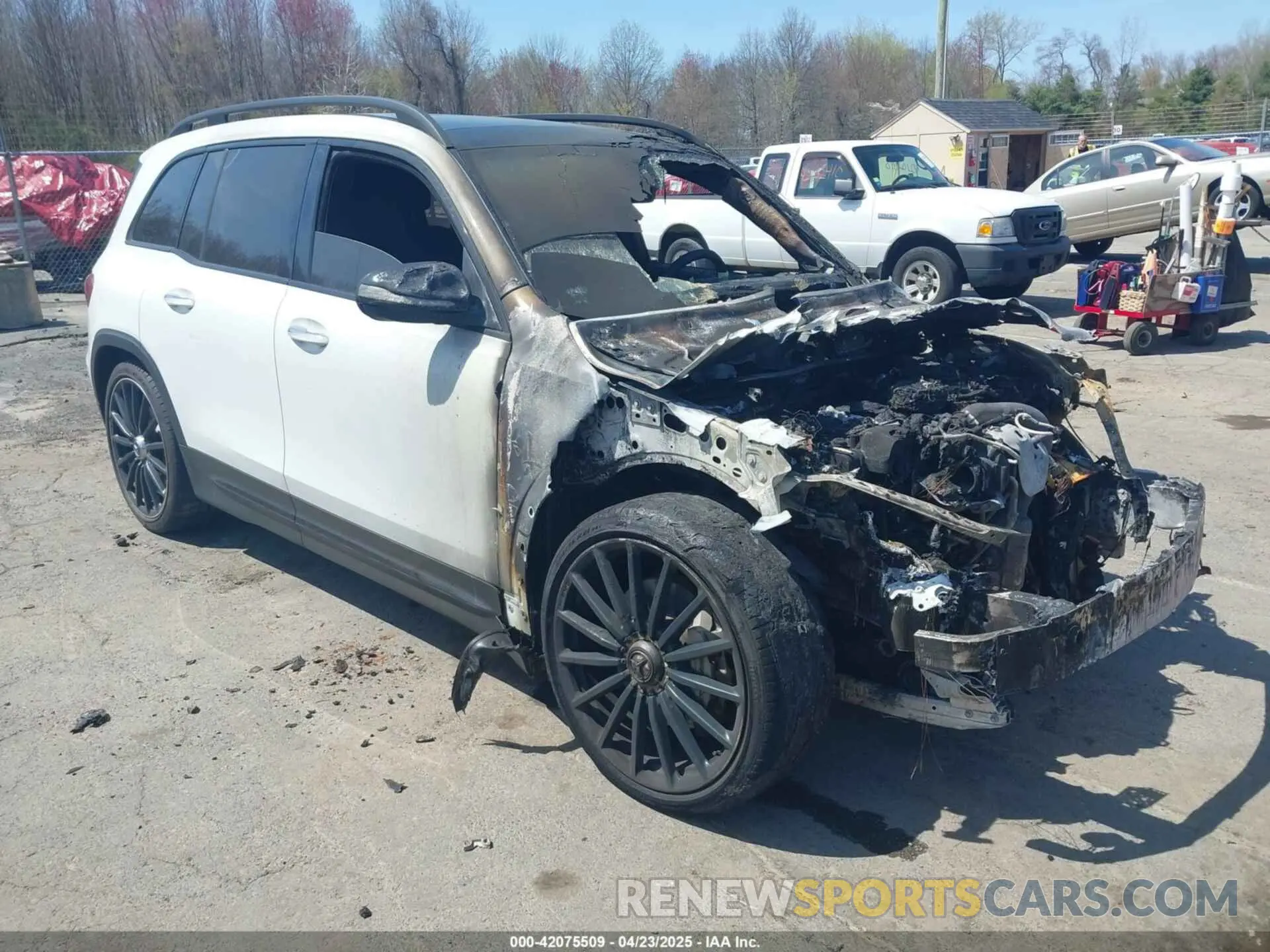 1 Photograph of a damaged car W1N4M5BB1NW172956 MERCEDES-BENZ AMG GLB 35 2022
