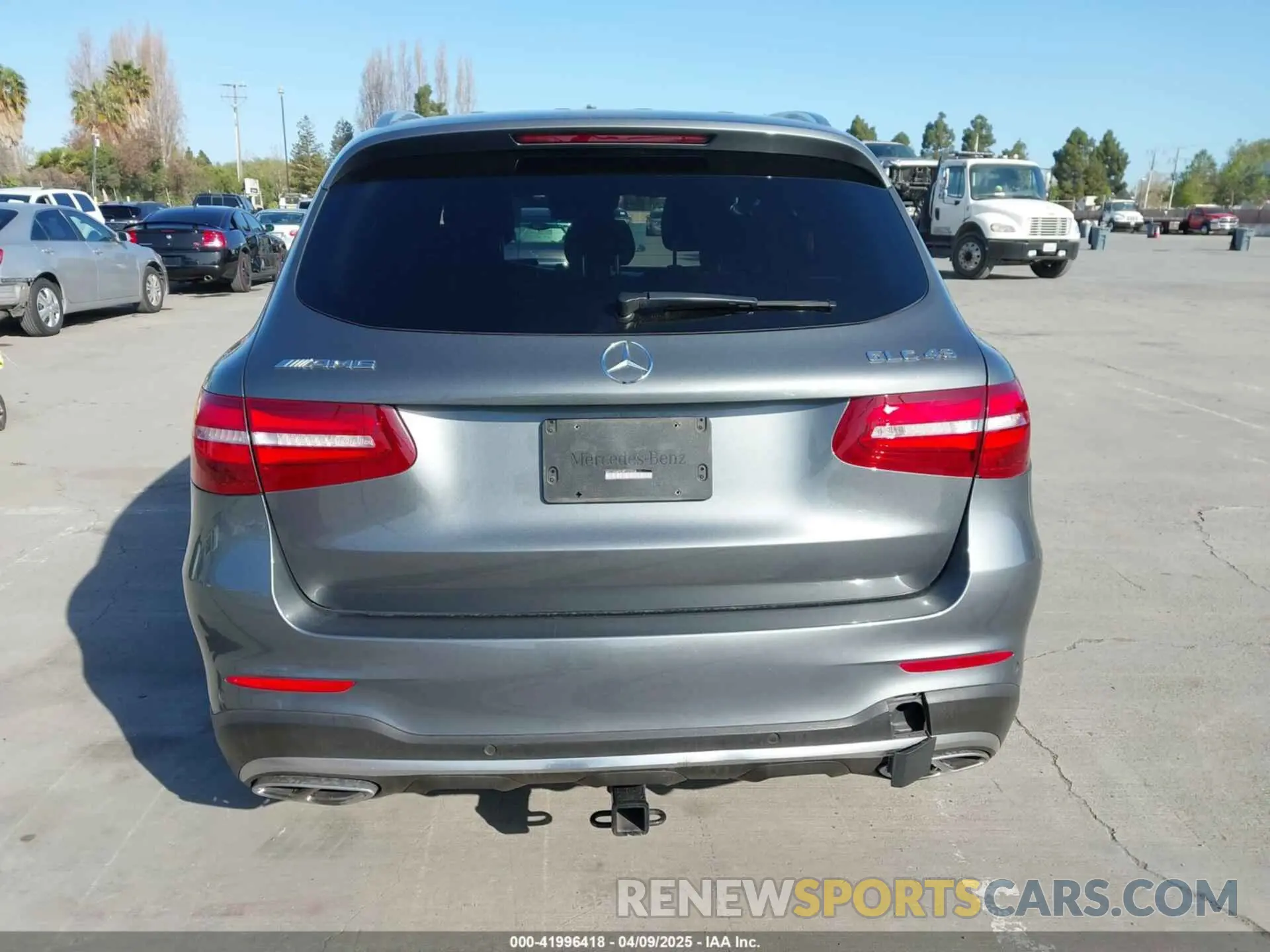 16 Photograph of a damaged car WDC0G6EB3KF523256 MERCEDES-BENZ AMG GLC 43 2019