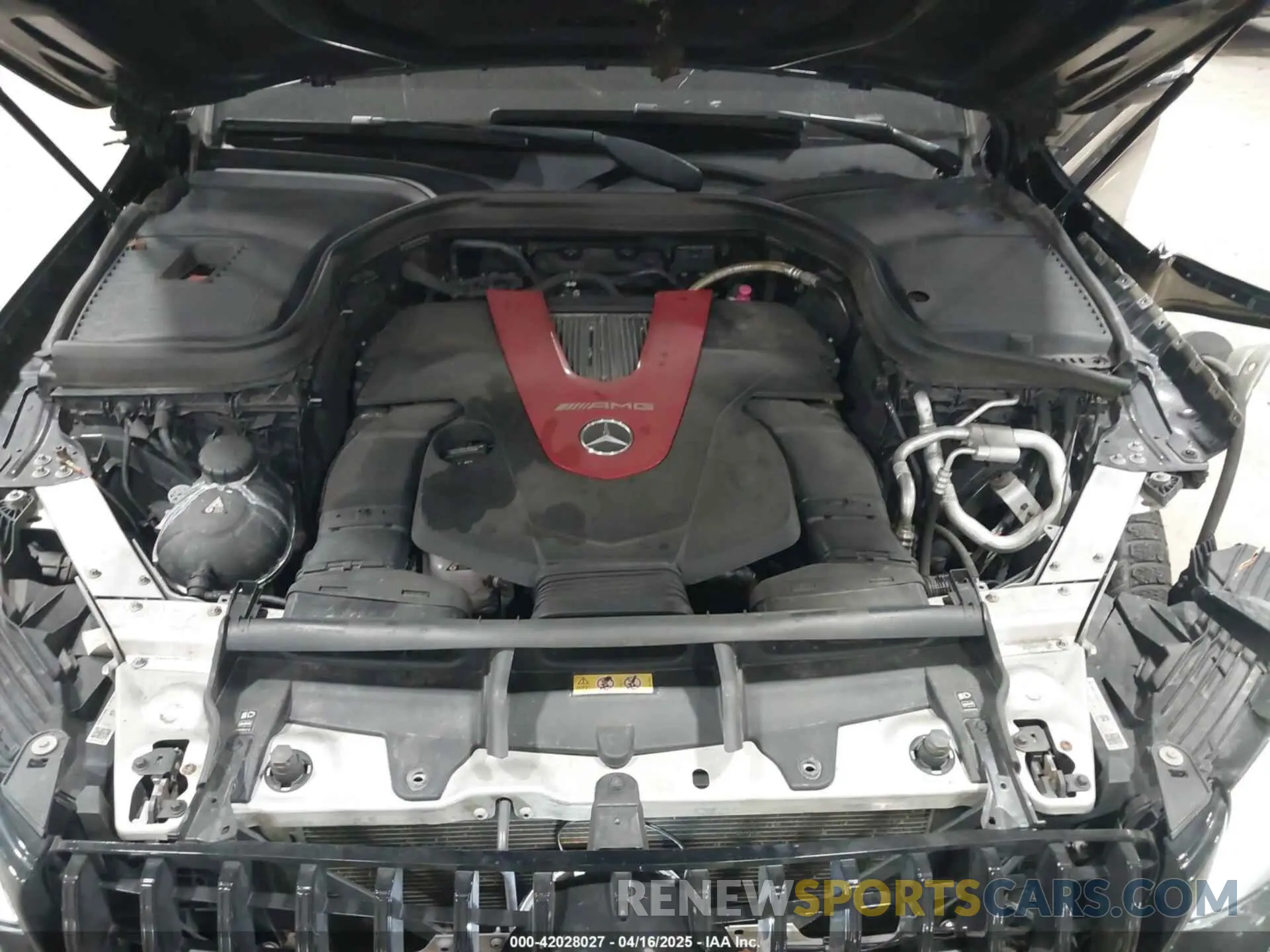 10 Photograph of a damaged car WDC0G6EB6KF588621 MERCEDES-BENZ AMG GLC 43 2019