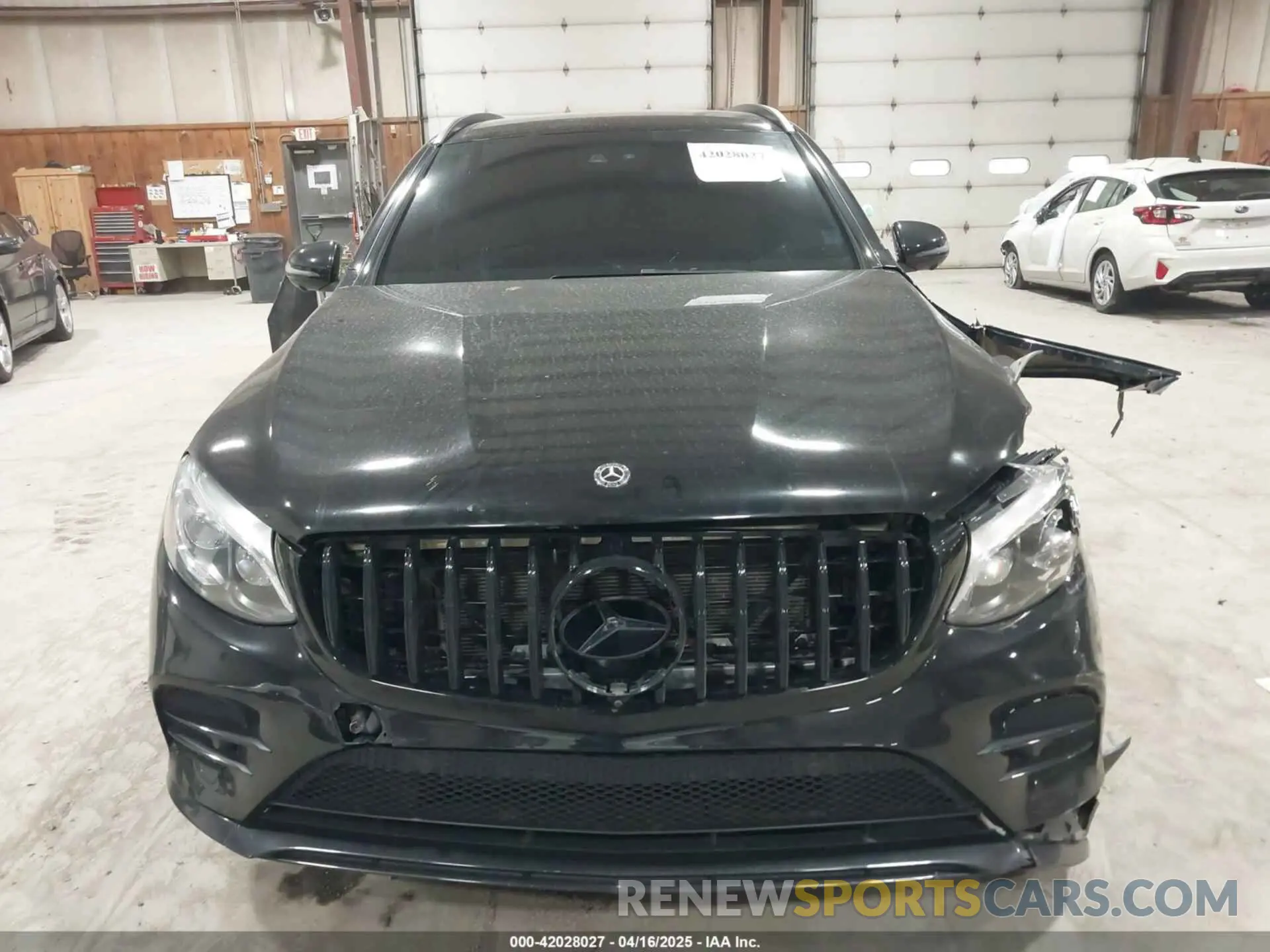 12 Photograph of a damaged car WDC0G6EB6KF588621 MERCEDES-BENZ AMG GLC 43 2019