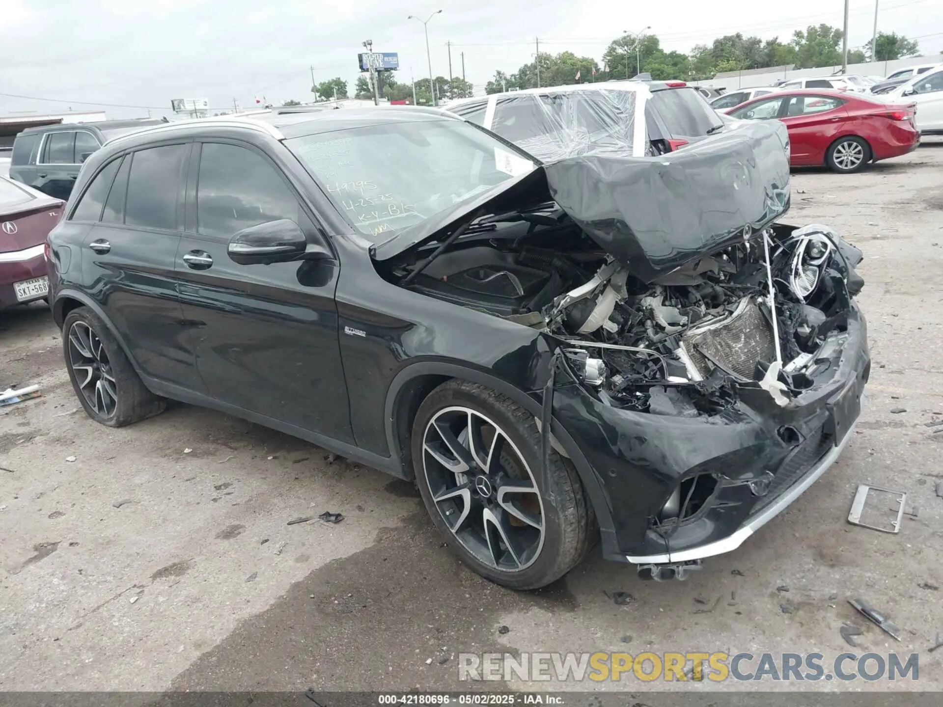 1 Photograph of a damaged car WDC0G6EB9KF660203 MERCEDES-BENZ AMG GLC 43 2019