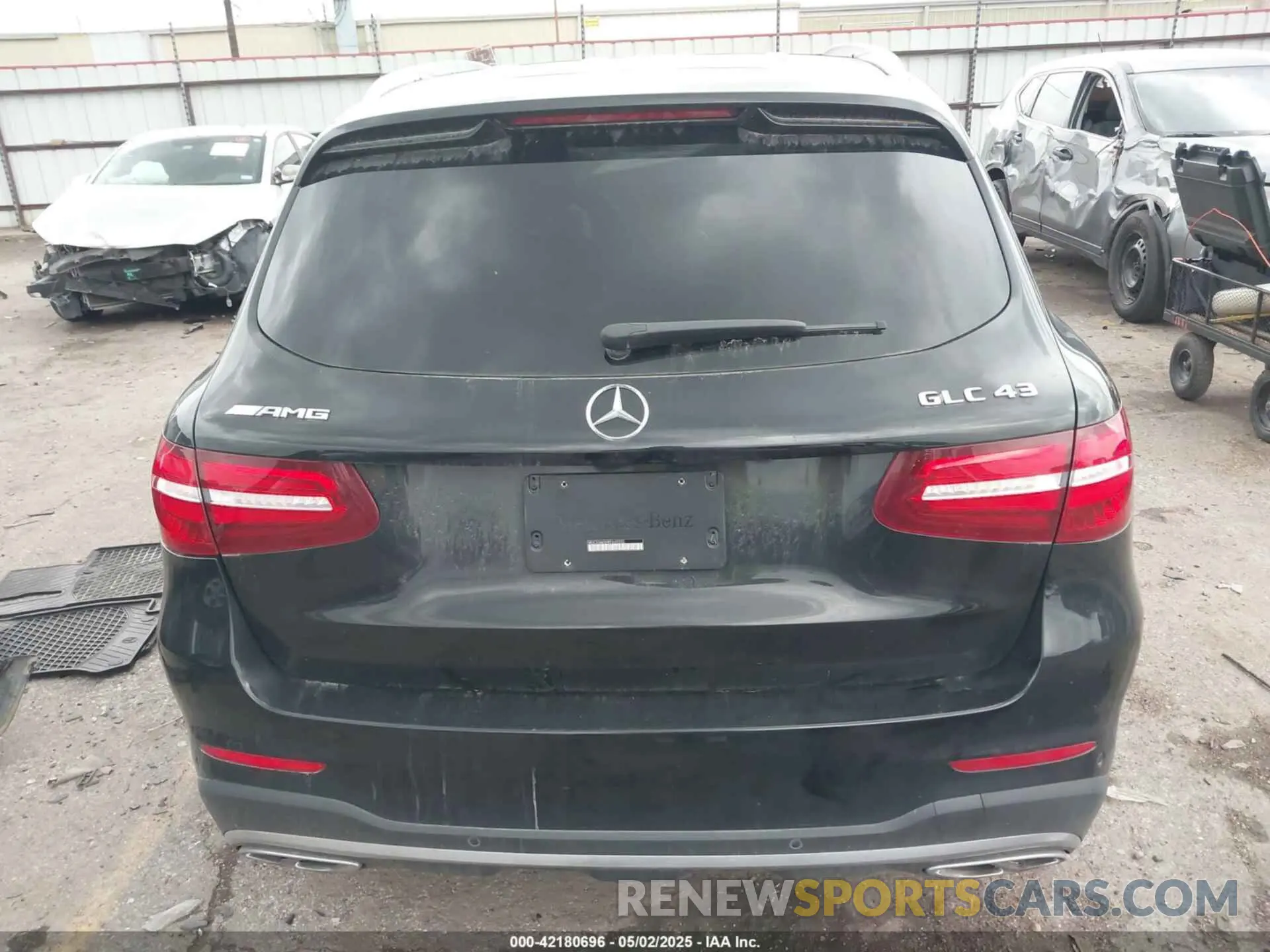 16 Photograph of a damaged car WDC0G6EB9KF660203 MERCEDES-BENZ AMG GLC 43 2019