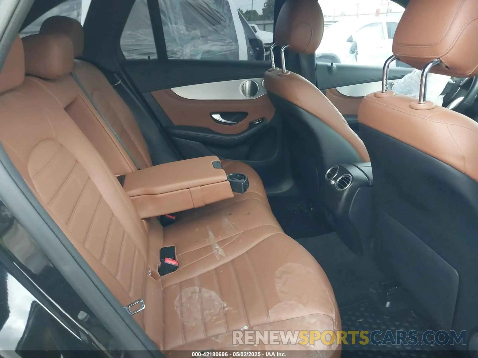 8 Photograph of a damaged car WDC0G6EB9KF660203 MERCEDES-BENZ AMG GLC 43 2019