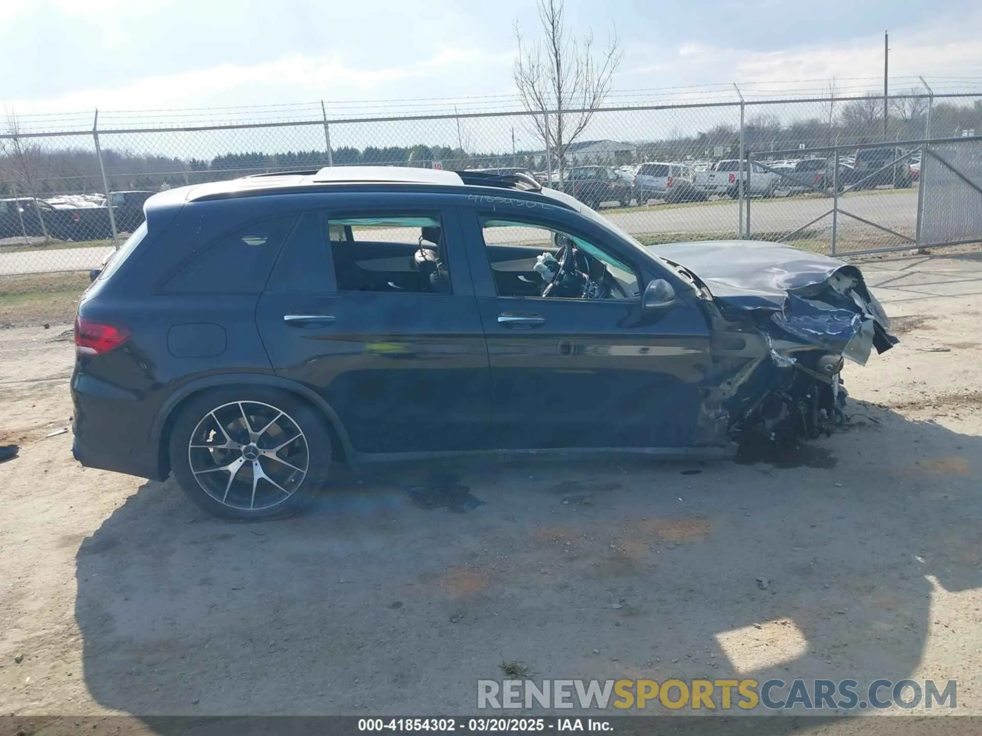 12 Photograph of a damaged car W1N0G6EB5MF906214 MERCEDES-BENZ AMG GLC 43 2021