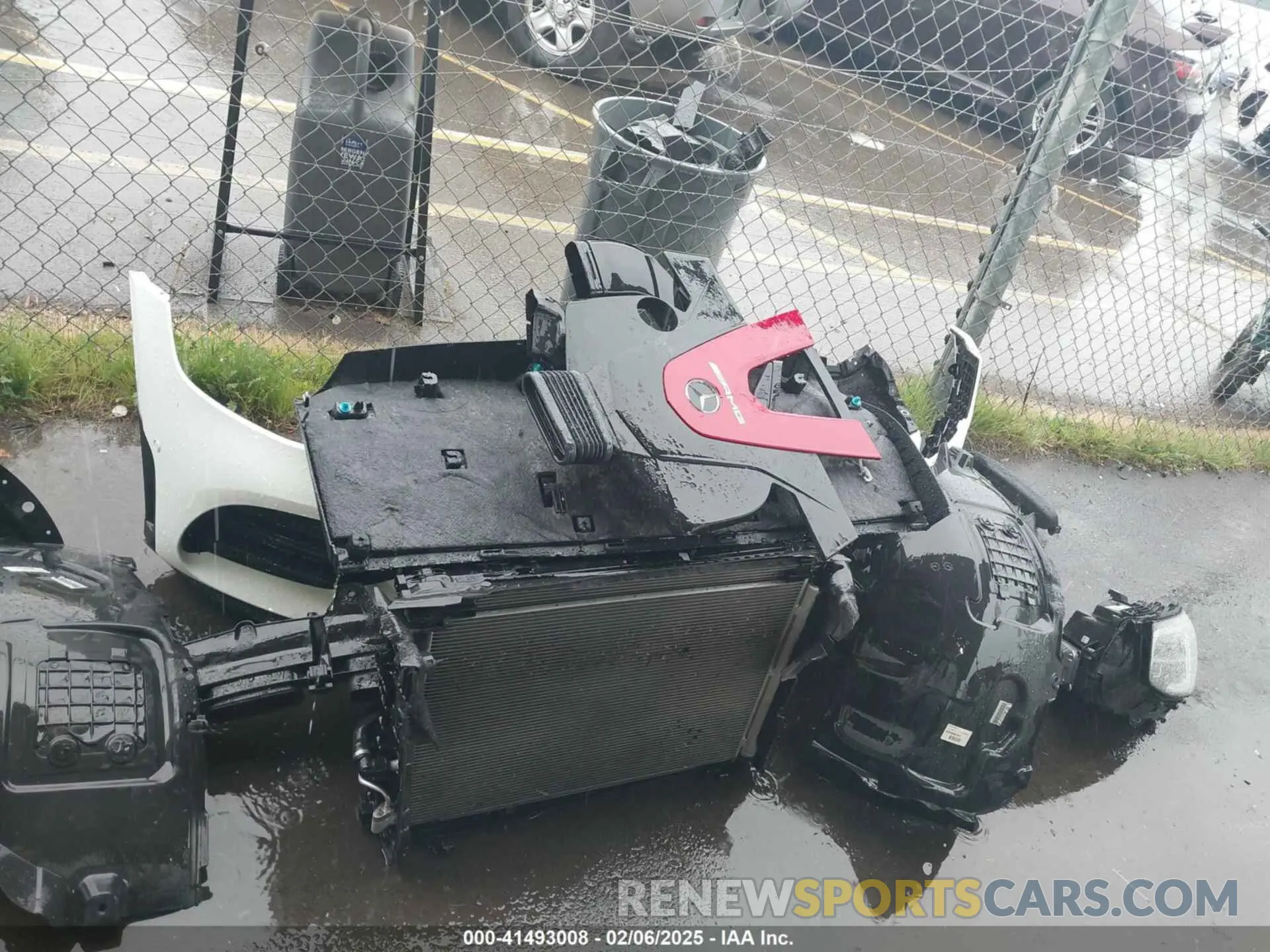 12 Photograph of a damaged car W1N0G6EB7MF937836 MERCEDES-BENZ AMG GLC 43 2021