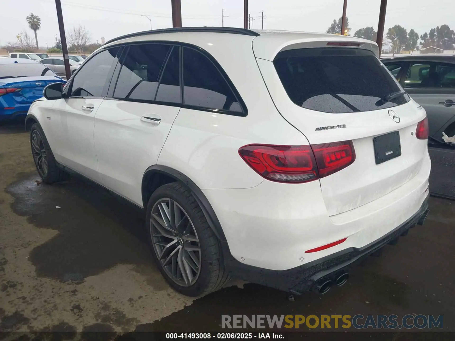 3 Photograph of a damaged car W1N0G6EB7MF937836 MERCEDES-BENZ AMG GLC 43 2021