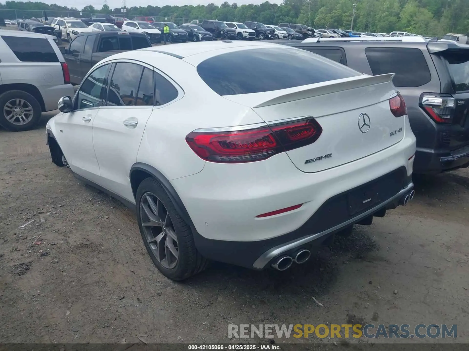 3 Photograph of a damaged car W1N0J6EB7PG166018 MERCEDES-BENZ AMG GLC 43 2023