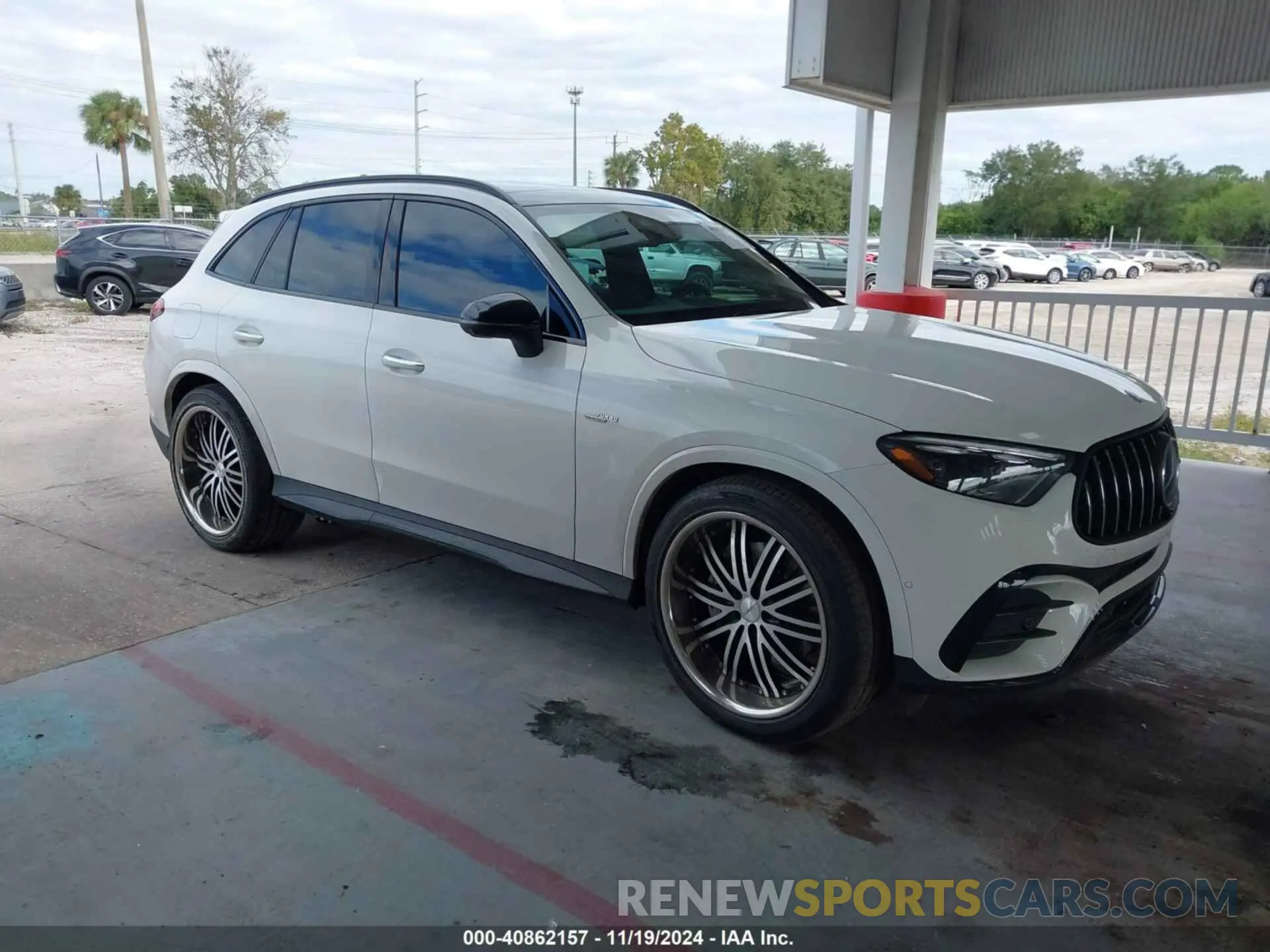 1 Photograph of a damaged car W1NKM8HB4RF133770 MERCEDES-BENZ AMG GLC 43 2024