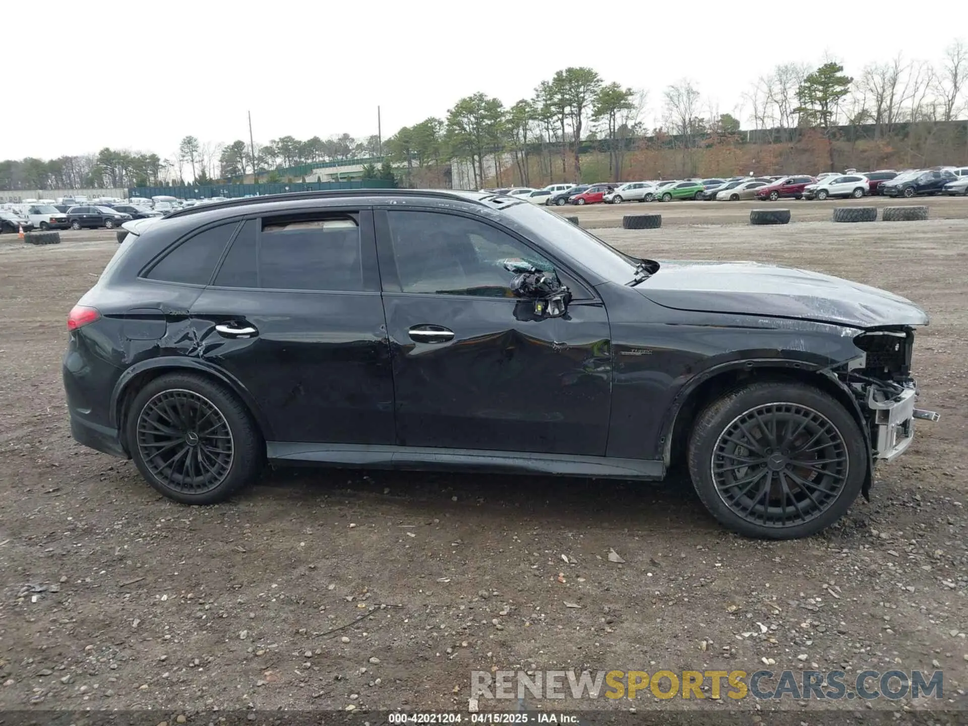 12 Photograph of a damaged car W1NKM8HB4RF202831 MERCEDES-BENZ AMG GLC 43 2024