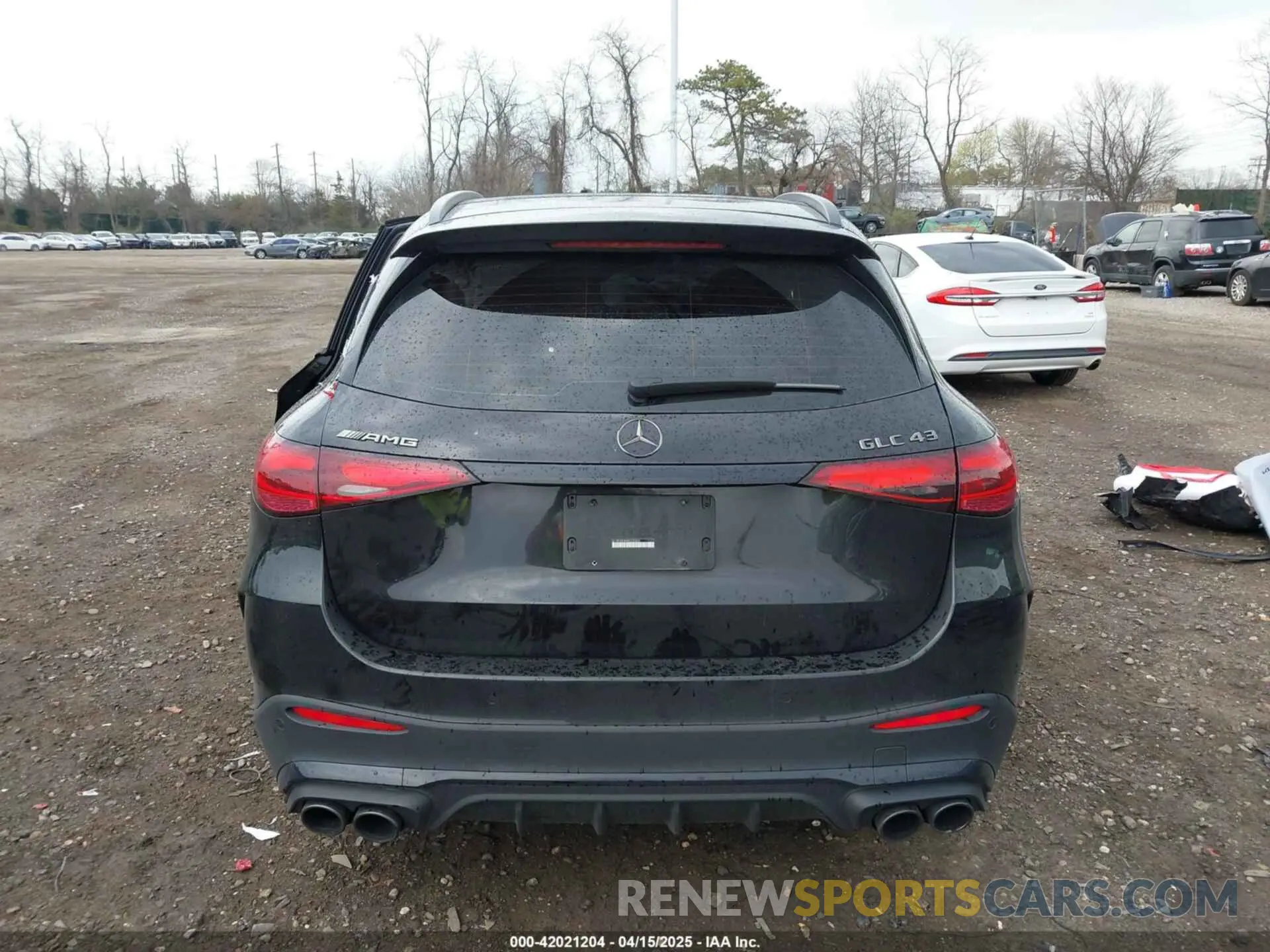 15 Photograph of a damaged car W1NKM8HB4RF202831 MERCEDES-BENZ AMG GLC 43 2024