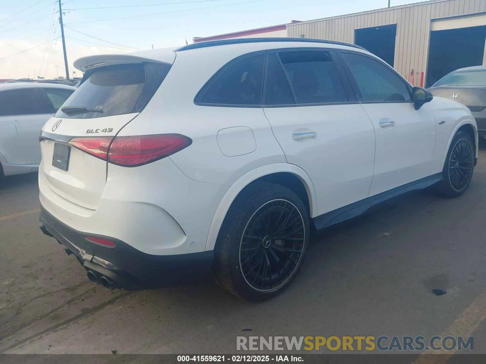 4 Photograph of a damaged car W1NKM8HB9RF218488 MERCEDES-BENZ AMG GLC 43 2024
