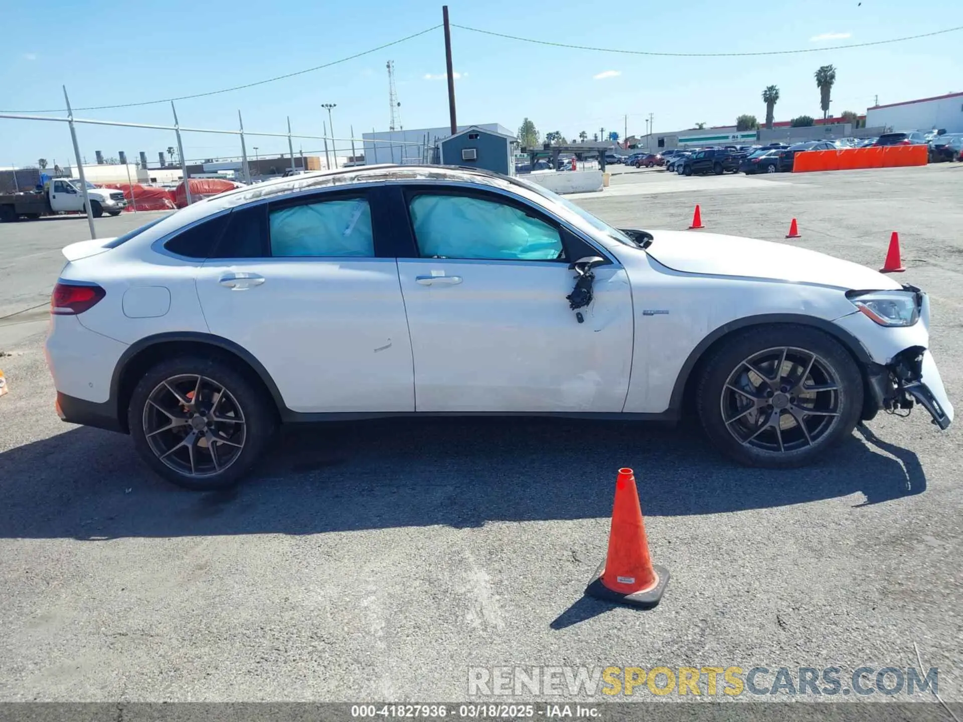 12 Photograph of a damaged car WDC0J6EB4LF752953 MERCEDES-BENZ AMG GLC 43 COUPE 2020