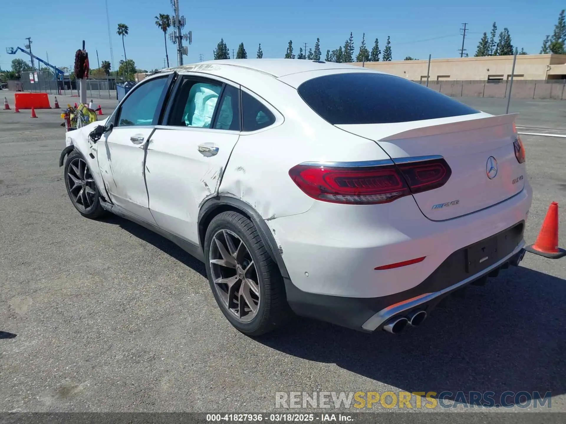 3 Photograph of a damaged car WDC0J6EB4LF752953 MERCEDES-BENZ AMG GLC 43 COUPE 2020