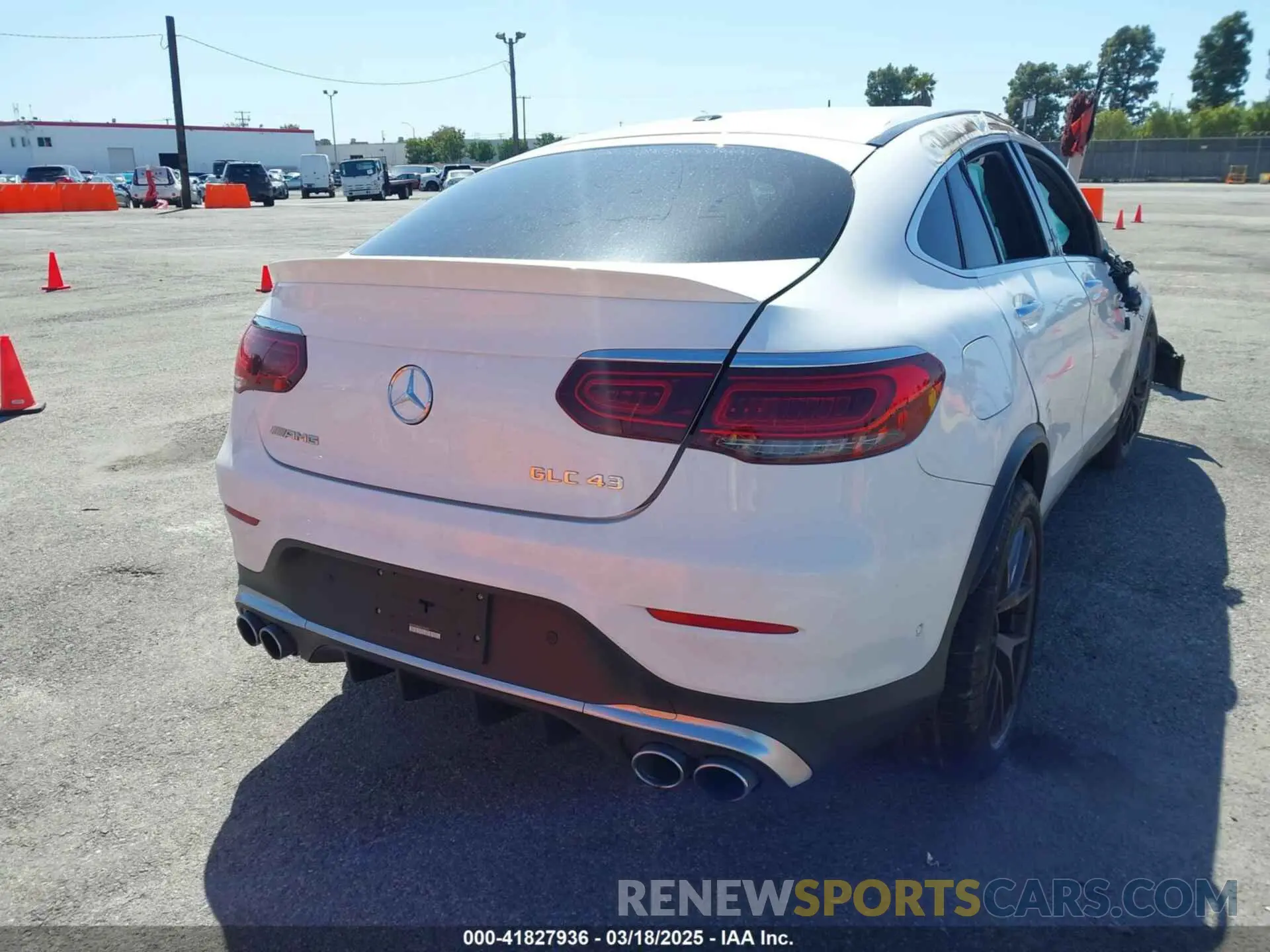 4 Photograph of a damaged car WDC0J6EB4LF752953 MERCEDES-BENZ AMG GLC 43 COUPE 2020