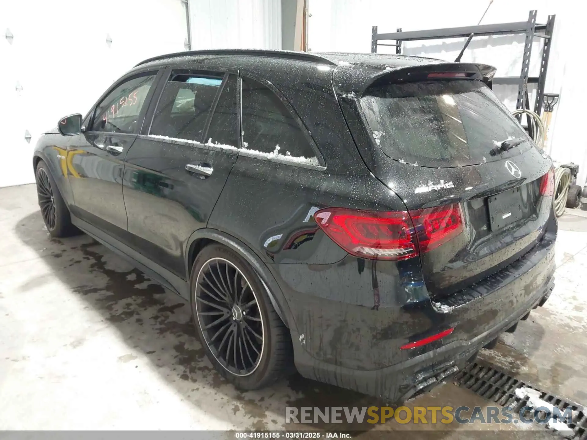 3 Photograph of a damaged car W1N0G8JB9MF960987 MERCEDES-BENZ AMG GLC 63 2021