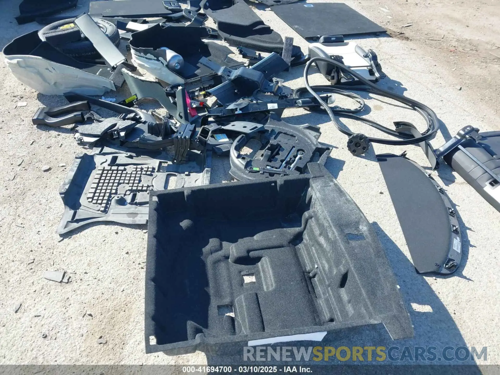 18 Photograph of a damaged car 4JGED6EB0KA152490 MERCEDES-BENZ AMG GLE 43 COUPE 2019