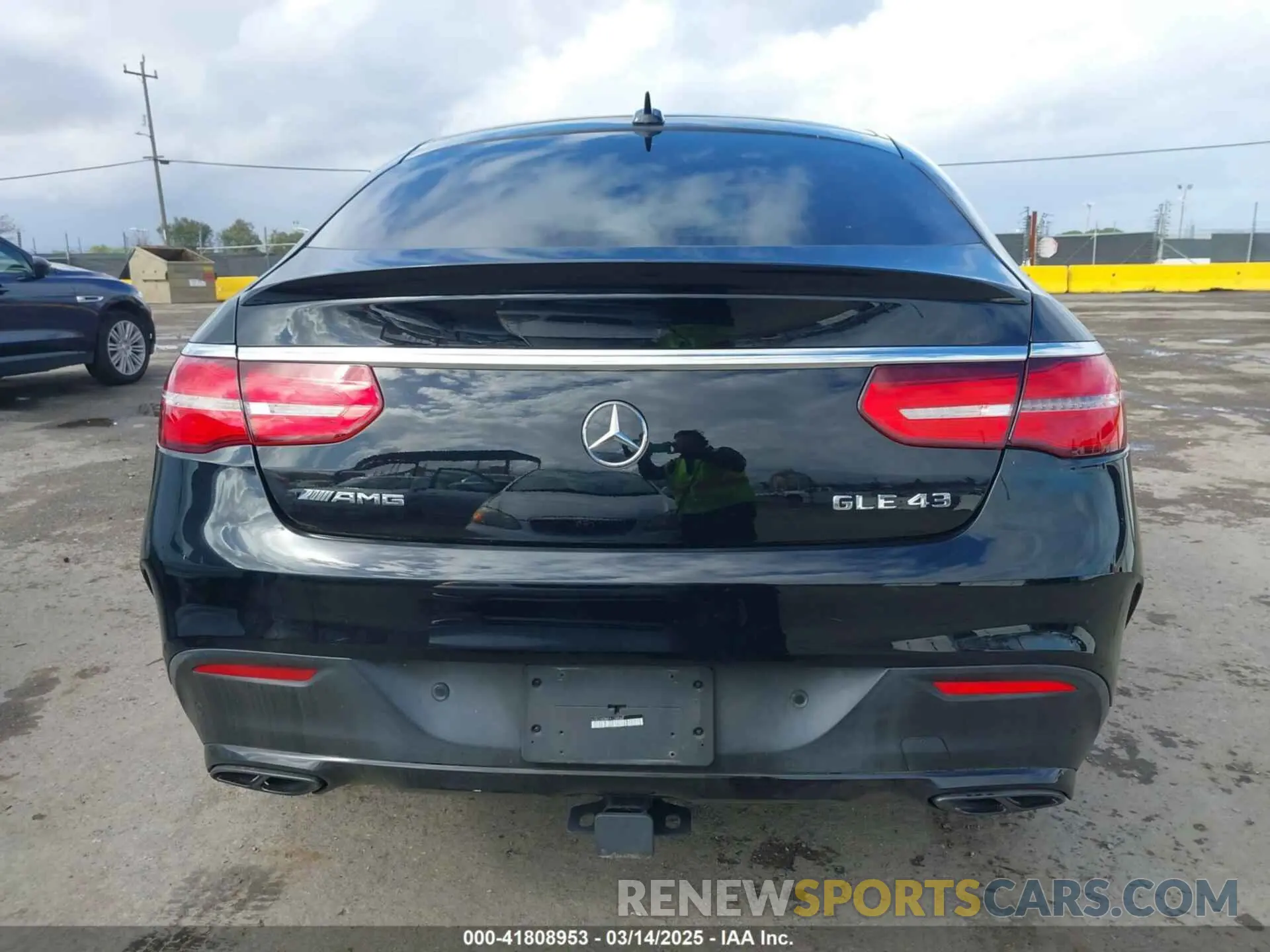 16 Photograph of a damaged car 4JGED6EB6KA138562 MERCEDES-BENZ AMG GLE 43 COUPE 2019