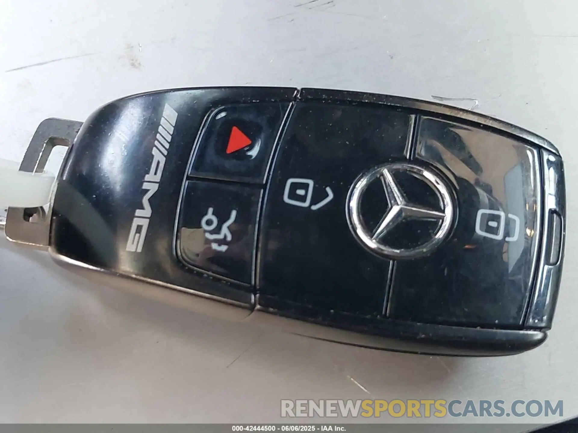 11 Photograph of a damaged car 4JGFB6BB7MA300202 MERCEDES-BENZ AMG GLE 53 2021