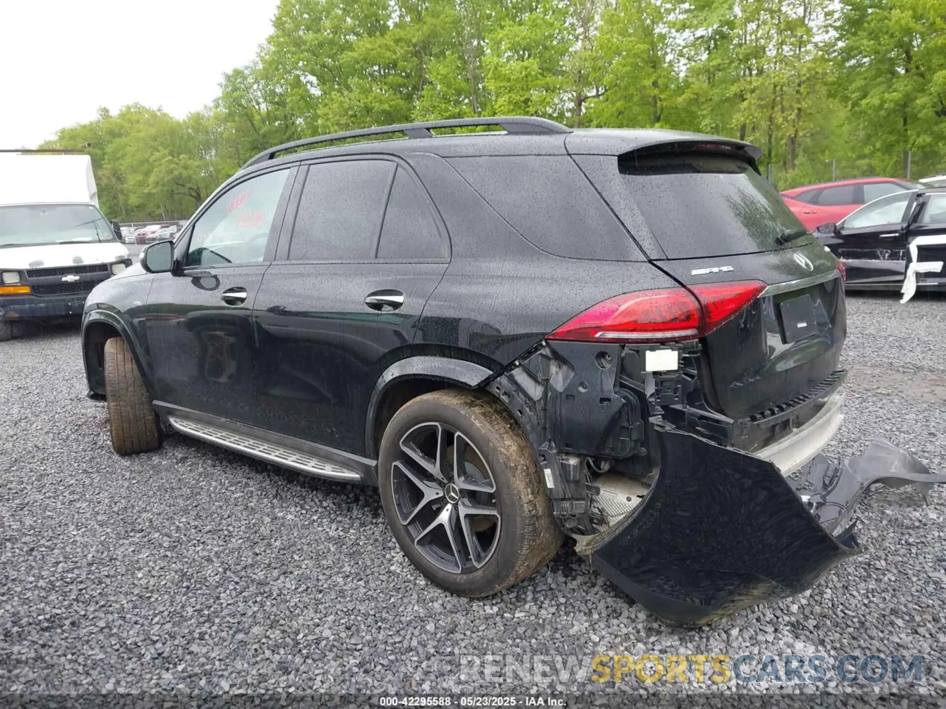 14 Photograph of a damaged car 4JGFB6BBXMA531465 MERCEDES-BENZ AMG GLE 53 2021