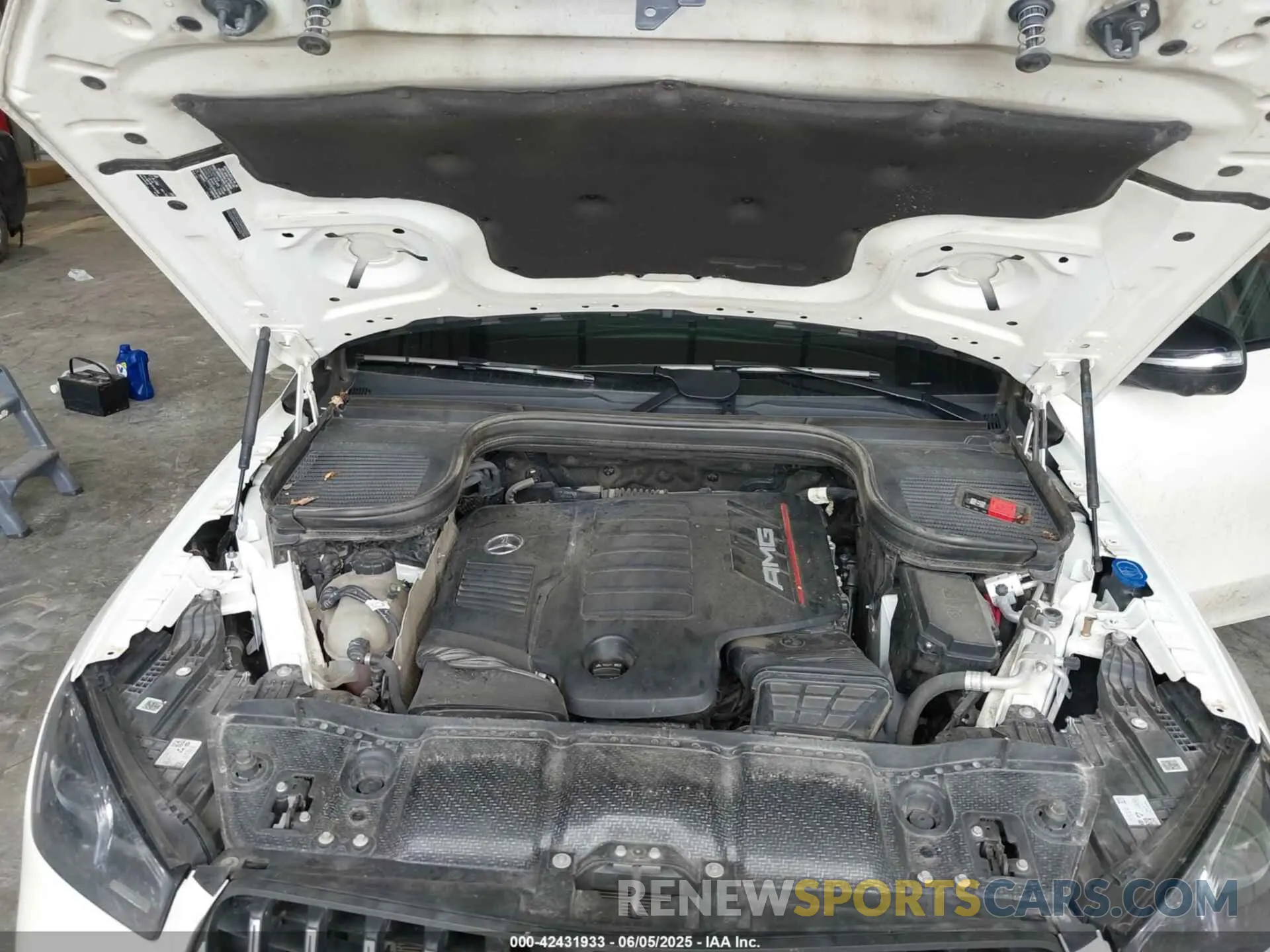10 Photograph of a damaged car 4JGFB6BBXMA563557 MERCEDES-BENZ AMG GLE 53 2021