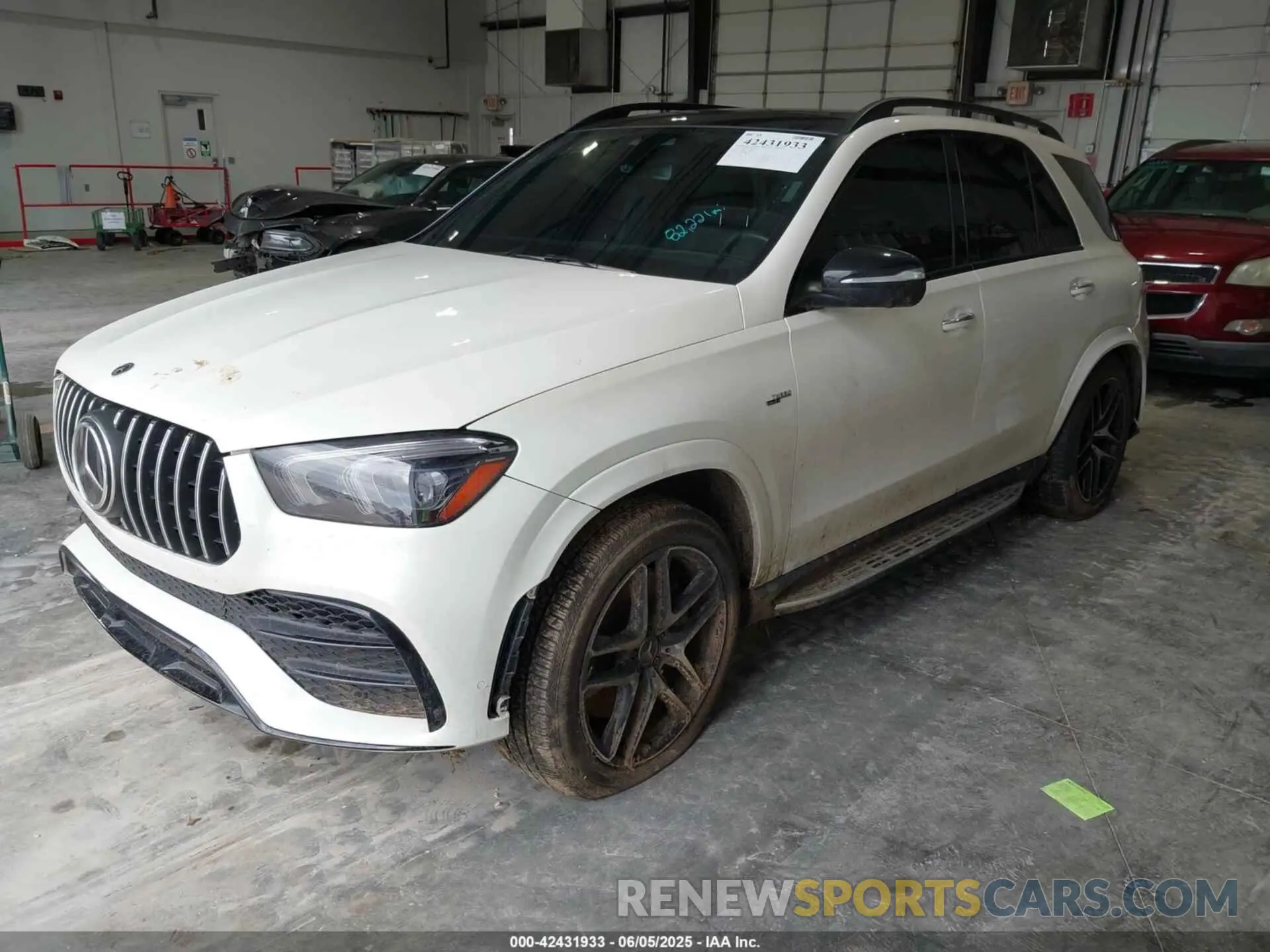 2 Photograph of a damaged car 4JGFB6BBXMA563557 MERCEDES-BENZ AMG GLE 53 2021