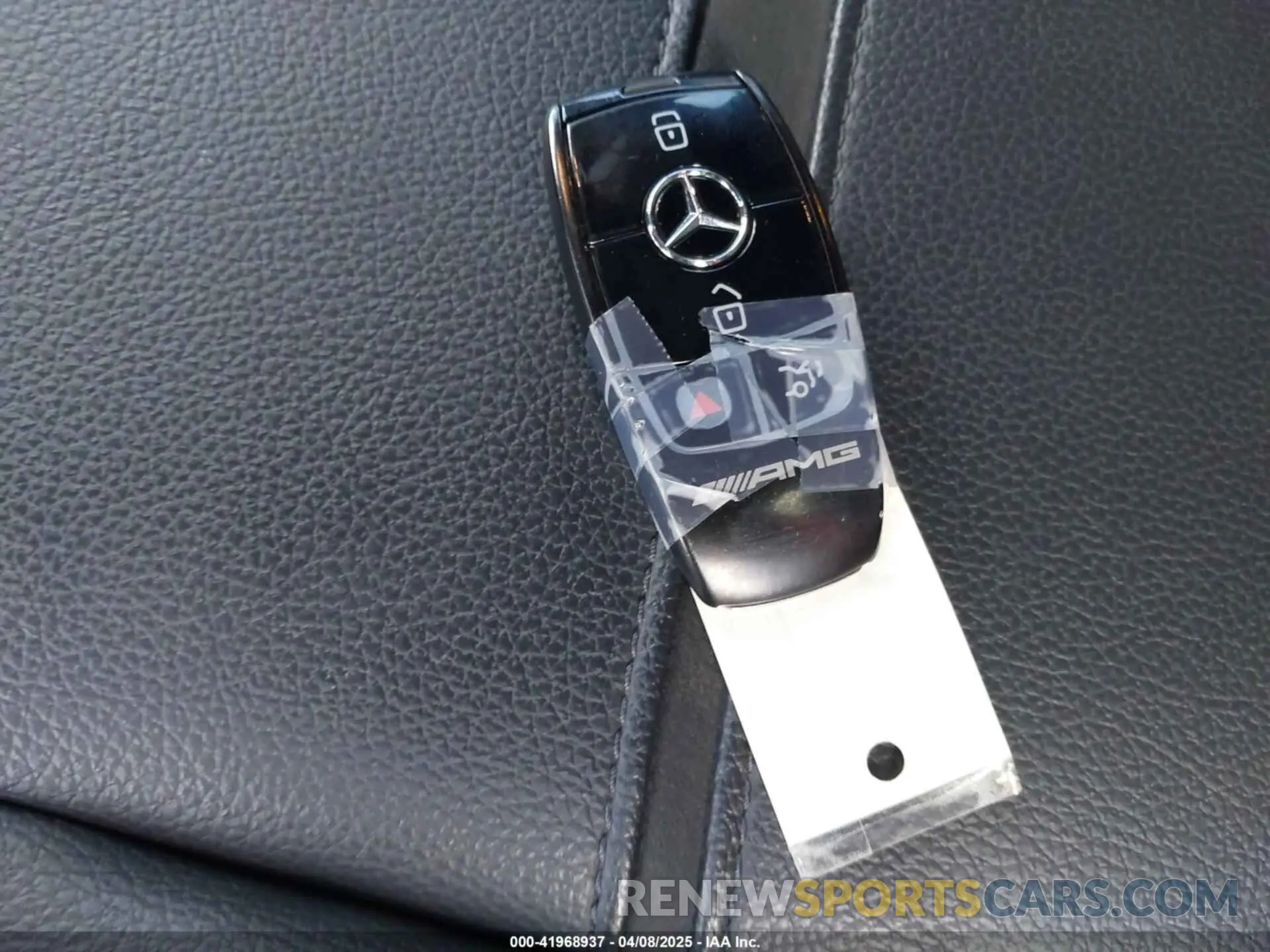 11 Photograph of a damaged car 4JGFB6BB2NA605382 MERCEDES-BENZ AMG GLE 53 2022