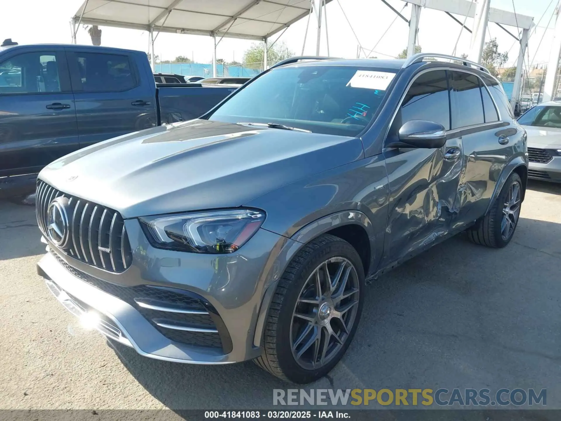 2 Photograph of a damaged car 4JGFB6BB6NA667111 MERCEDES-BENZ AMG GLE 53 2022