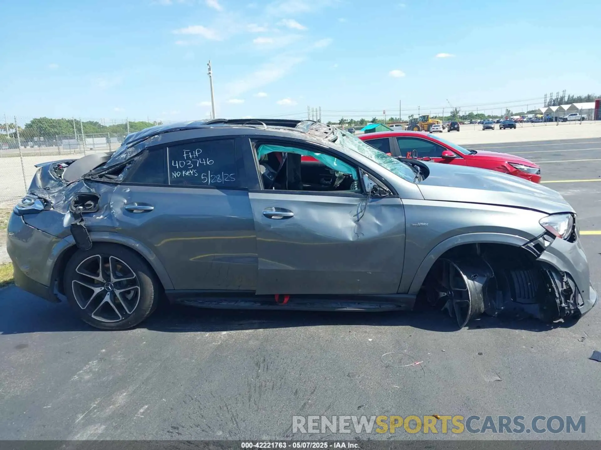 12 Photograph of a damaged car 4JGFD6BB0MA403746 MERCEDES-BENZ AMG GLE 53 COUPE 2021